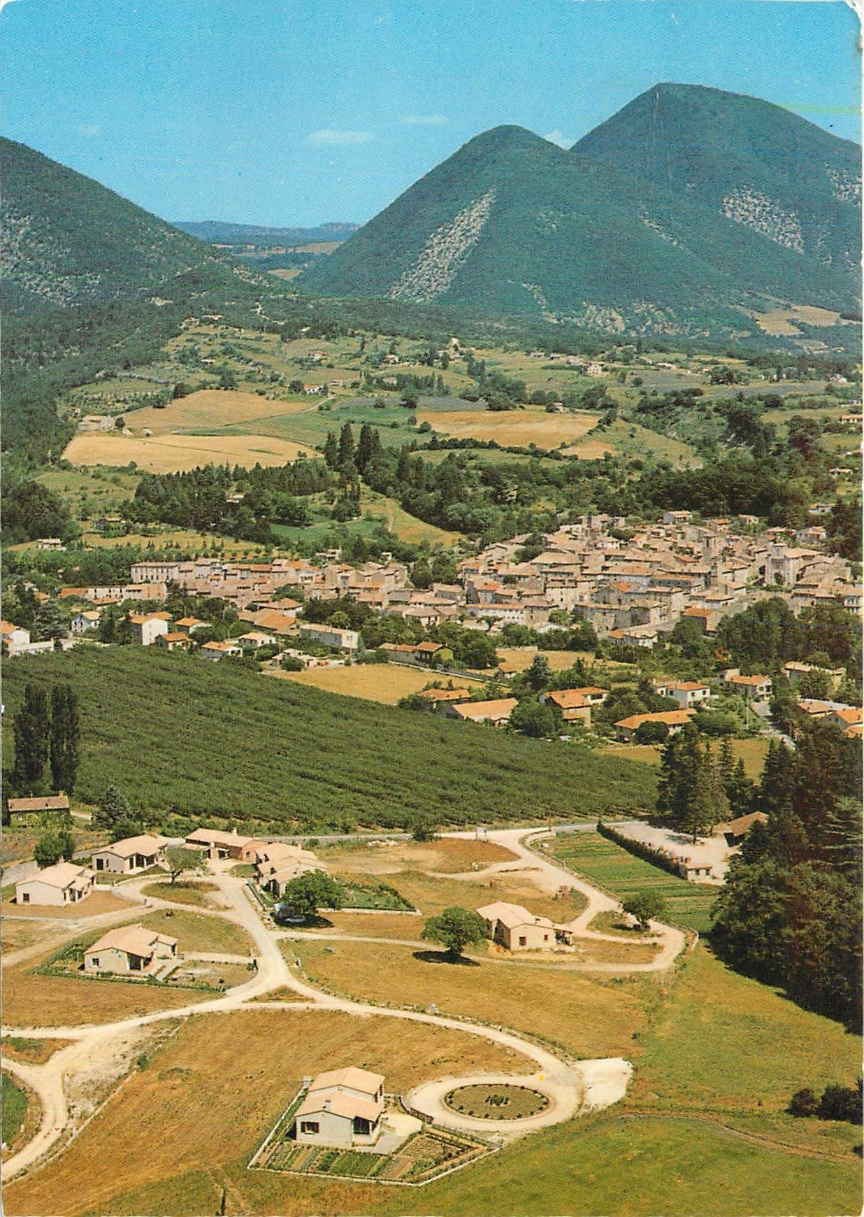 CPM Dieulefit (Drome) vue panoramique