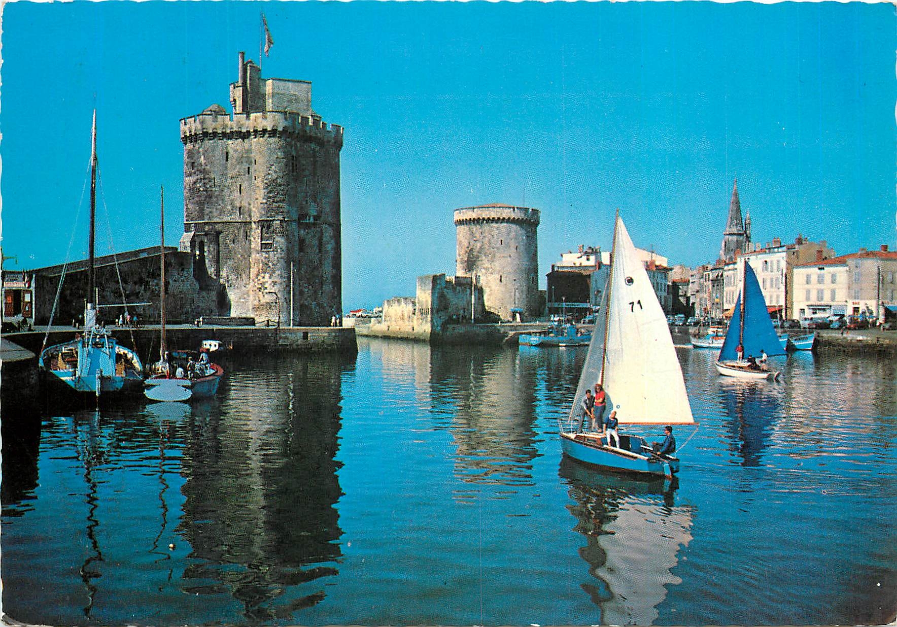 CPM  Cote de Lumiere la rochelle (Chte Mar) Toute voile dehors