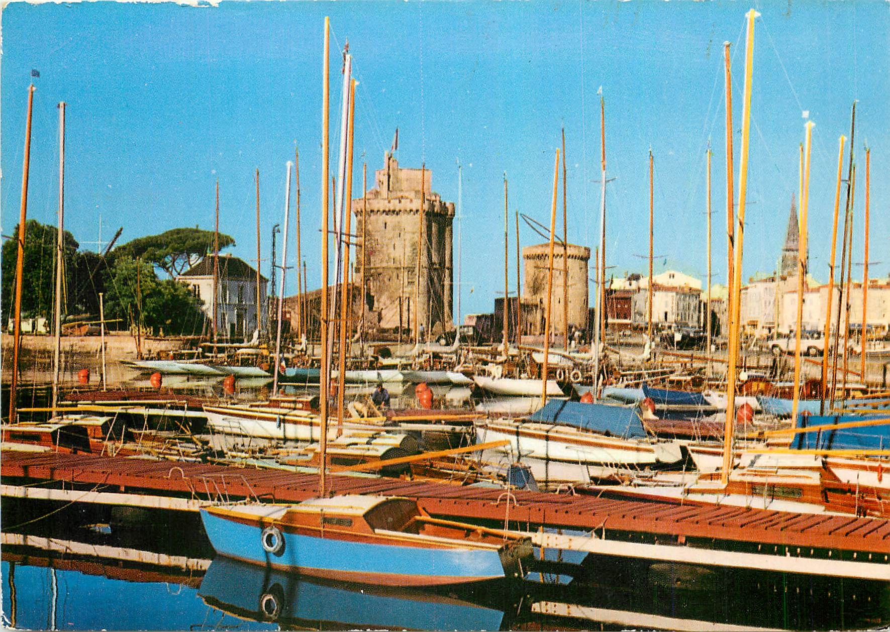 CPM Rochelle (Ch Mme) Bassin des Yachts