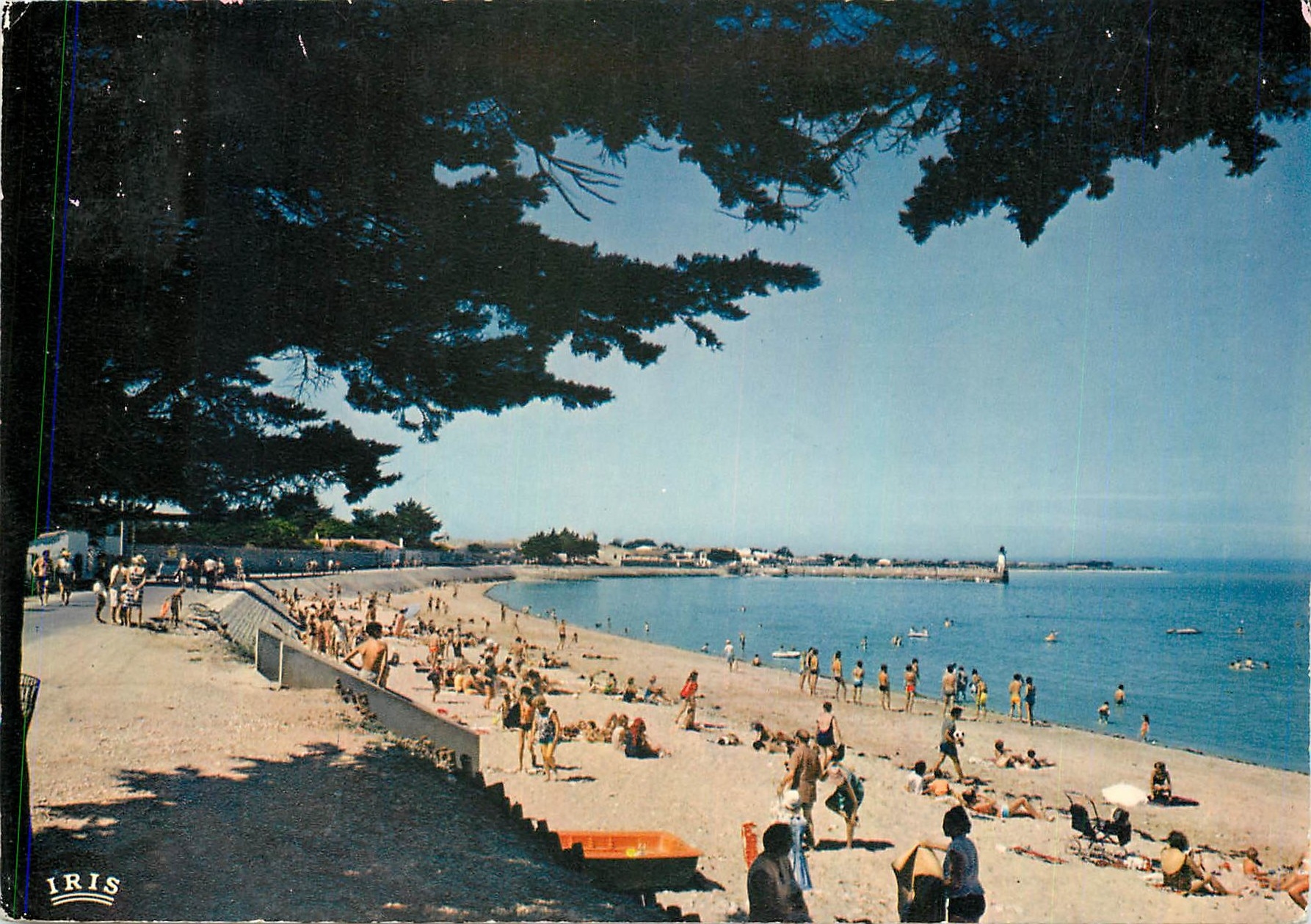 CPM Ile de Re (Ch Mme) La Flotte la plage vue d'esemble