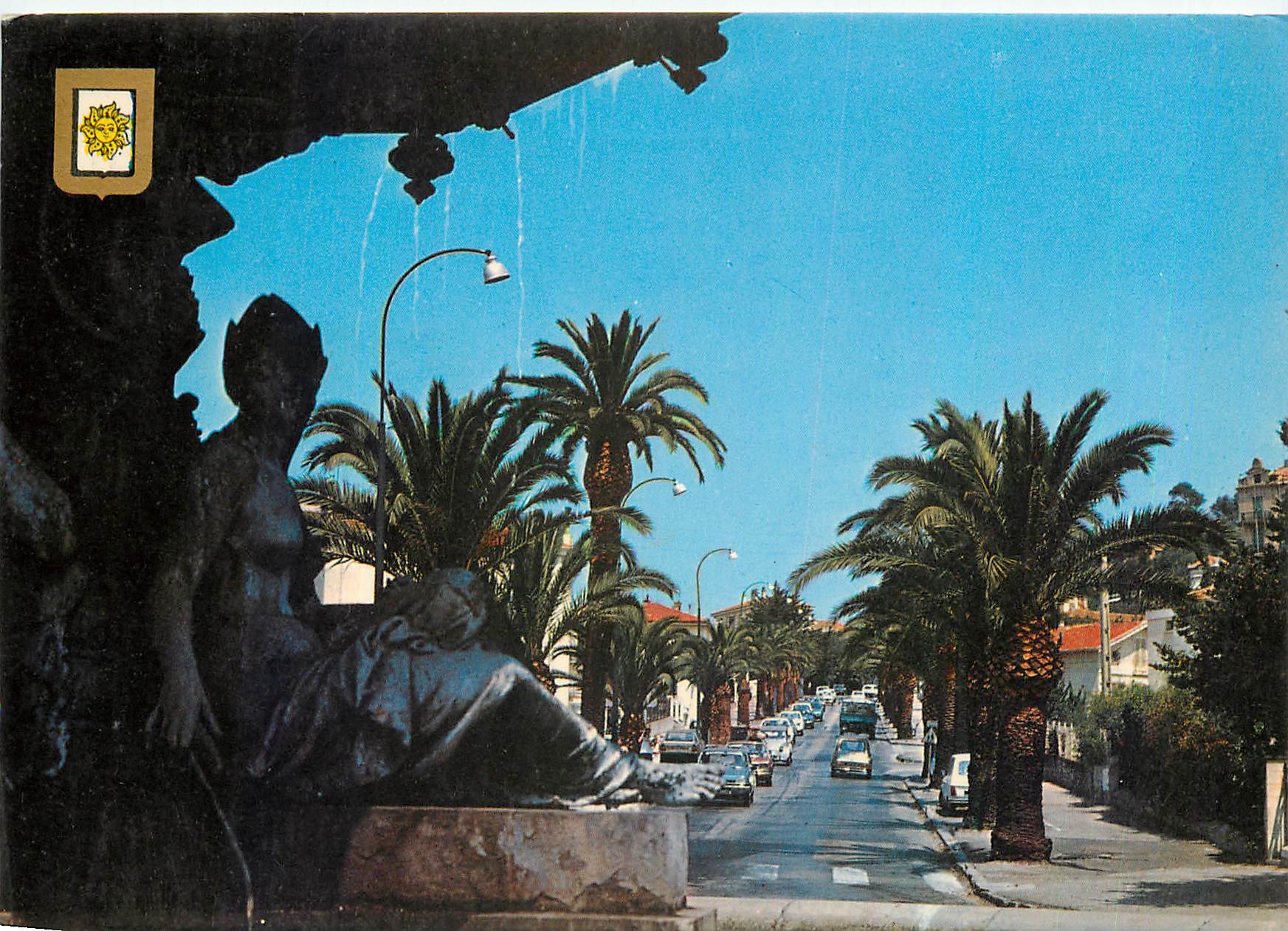 CPM Hyeres les Palmiers Fontaine Godillot