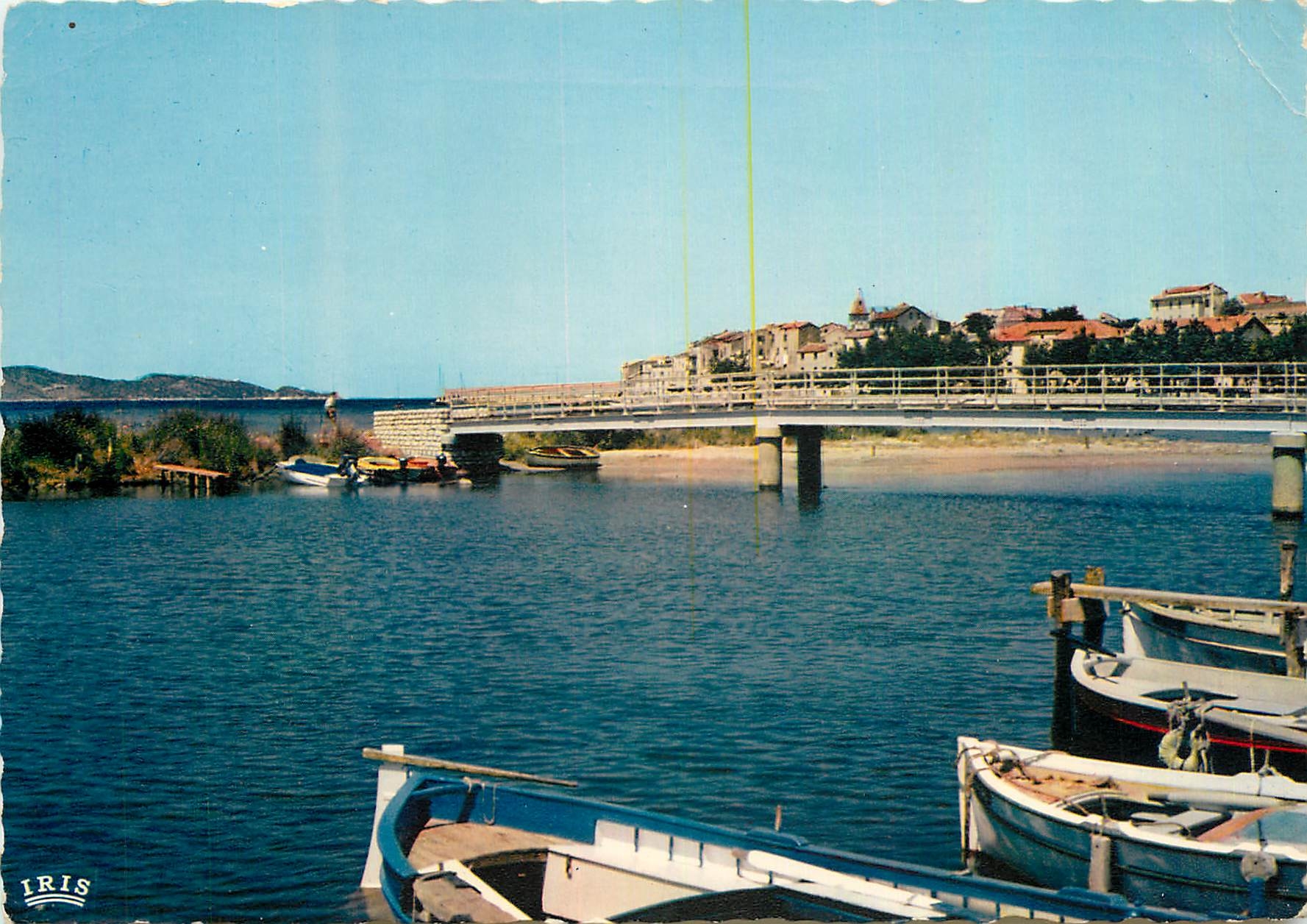 CPM Charmes et Couleurs de la Corse Saint Florent Le POnt qui cede la Plage