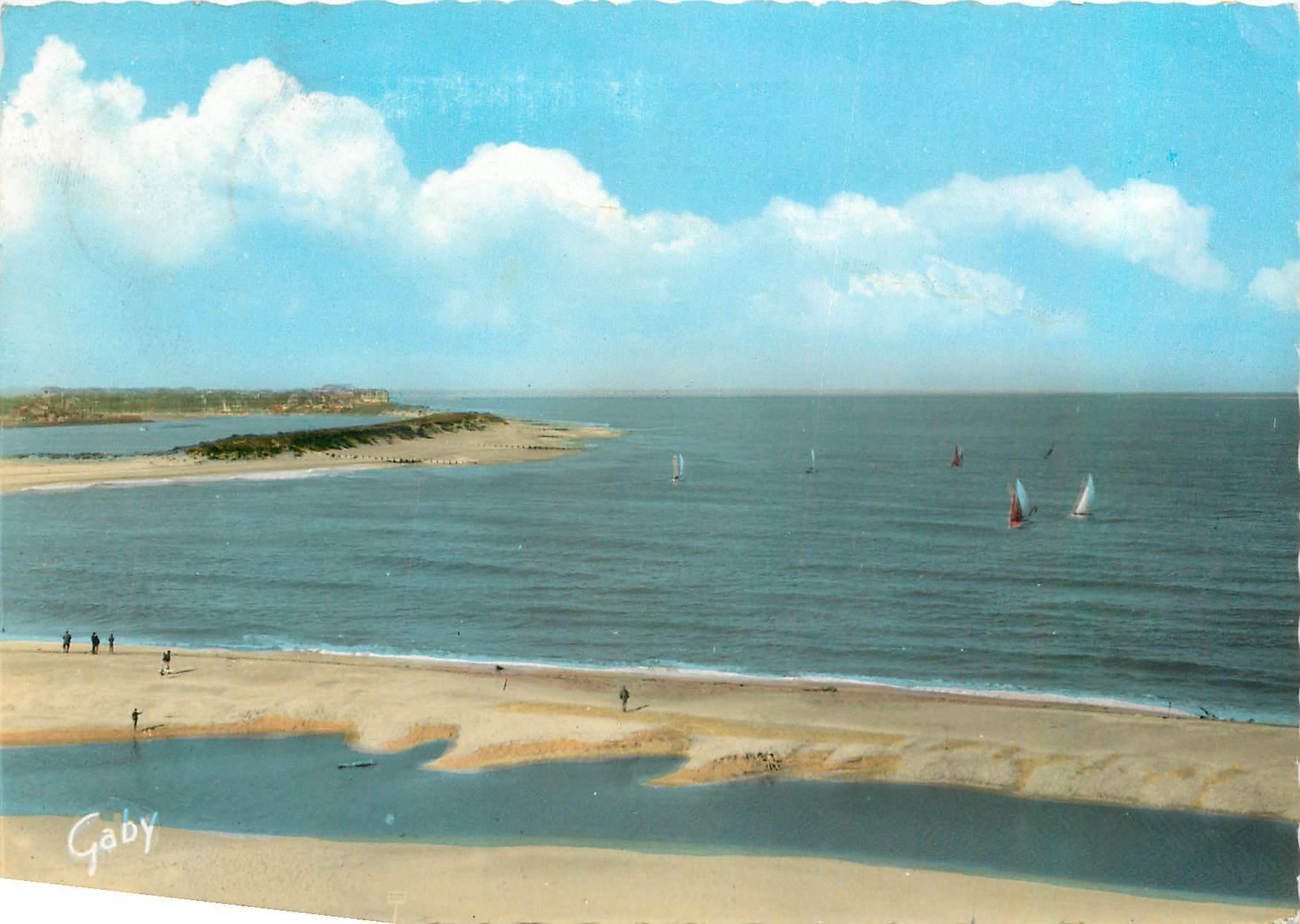 CPM Houlgate (Calvados) Sortie du Port
