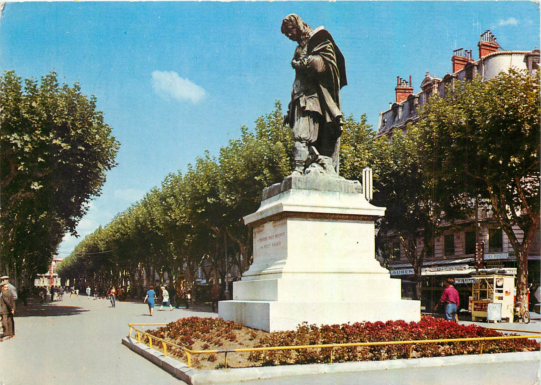 CPM Beziers (Herault) Statue de Paul Riquet fondateur du canal du Midi