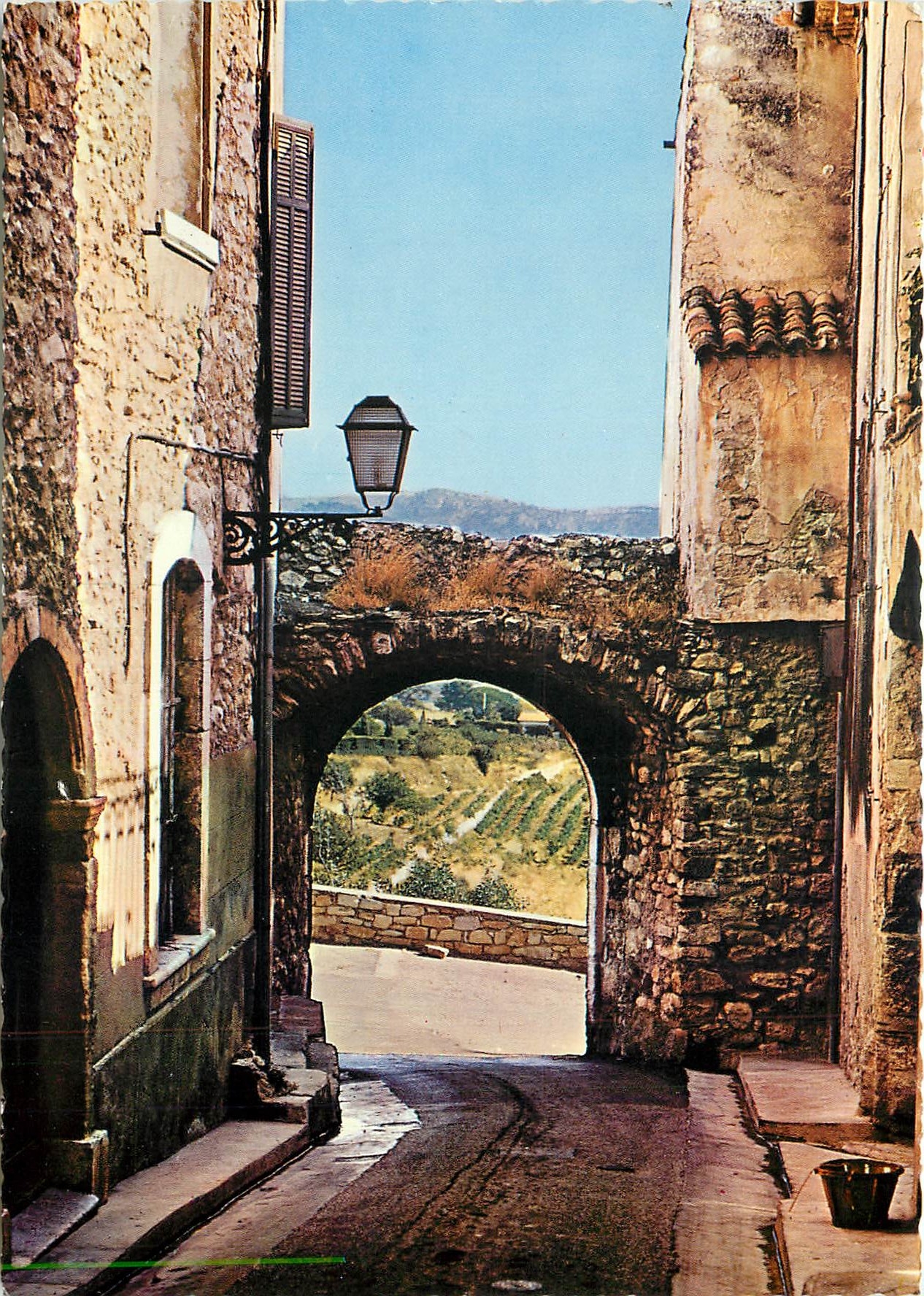 CPM Vieux Villages de Provence La Castemmet (Var) Le Prtaslet