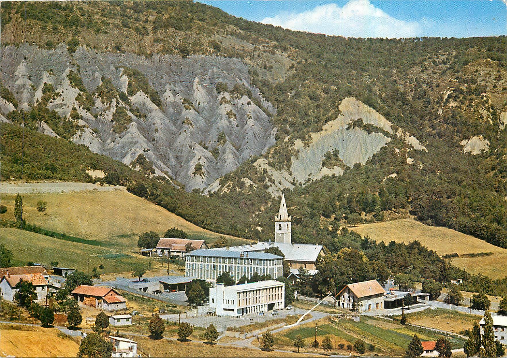 Sanctuaire de Notre-Dame du Laus — Vue générale — Éditions de France