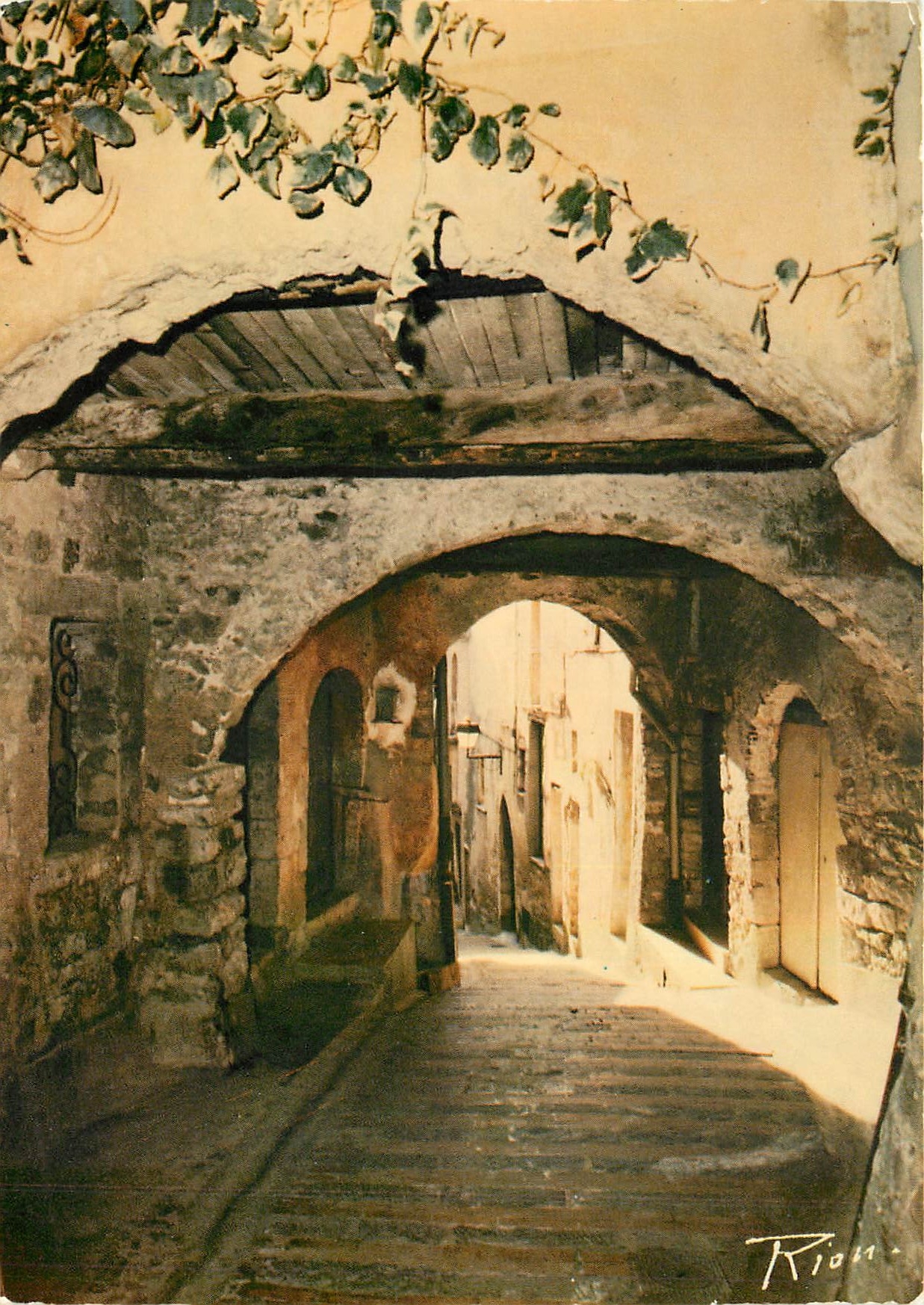 CPM La Cote d'Azur inoubliable Roquebrune Village Vieille Rue