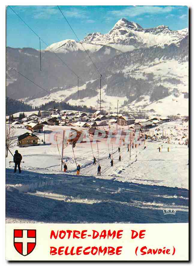 CPM Notre Dame de Bellecombe Alt 1150 m Les Teleskils au fond le Mont Charvin Alt 2414 m