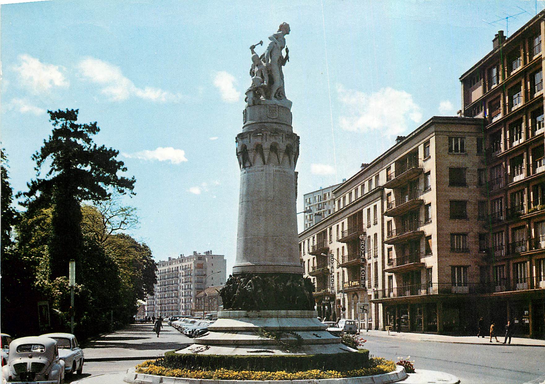CPM Troyes (Aube) Monument des Enfant de l'Aube