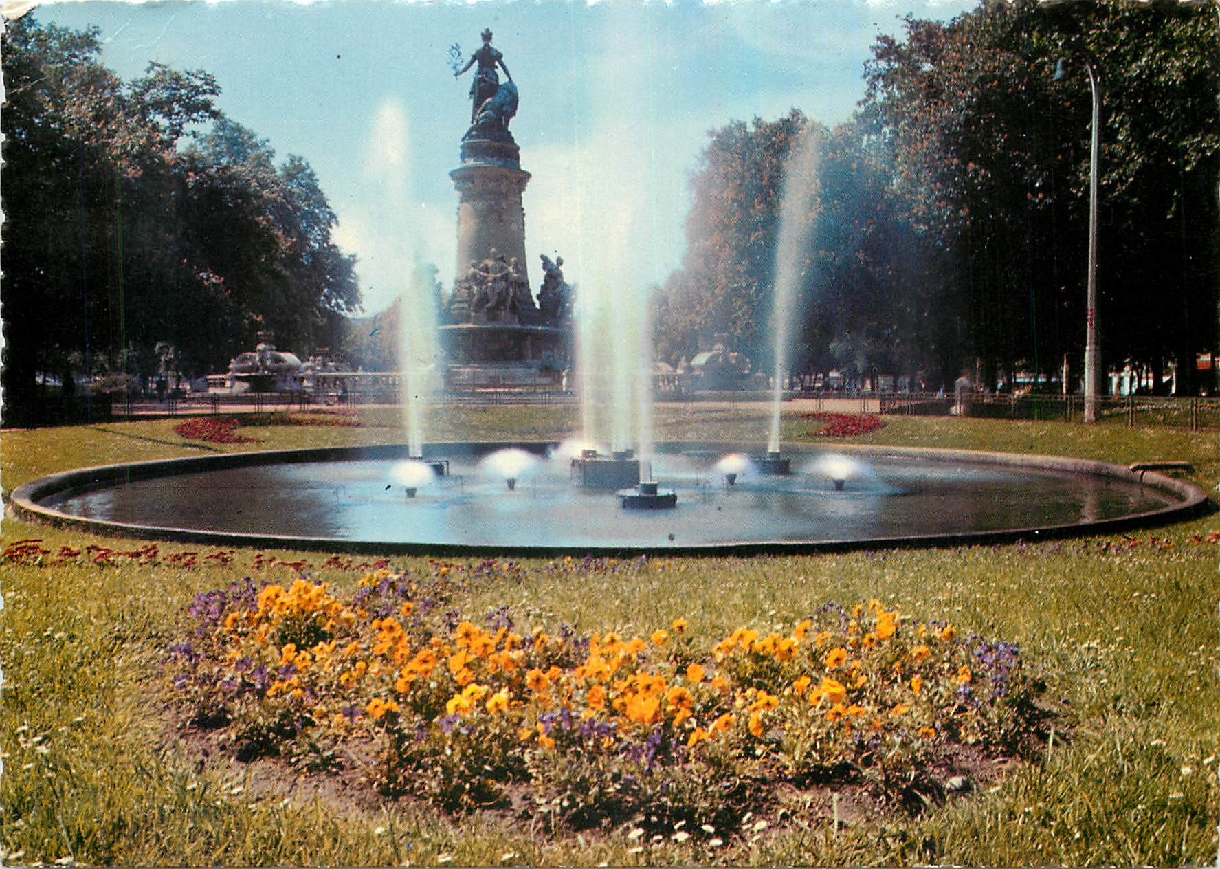 CPM Lyon Les Bassins de la place Carnot