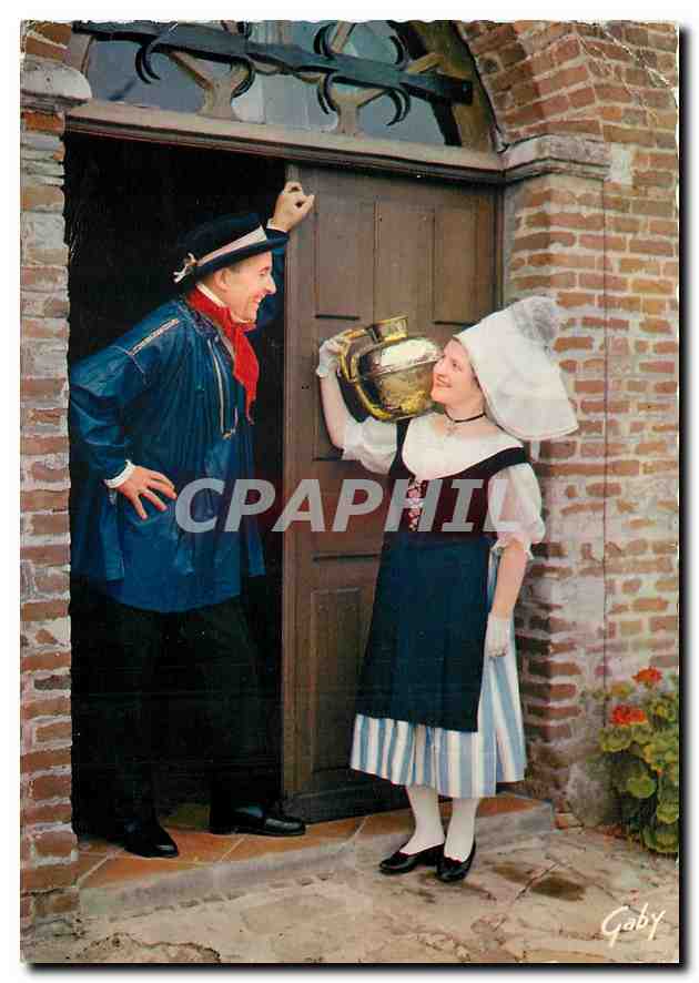 CPM Folklore de France La Normande