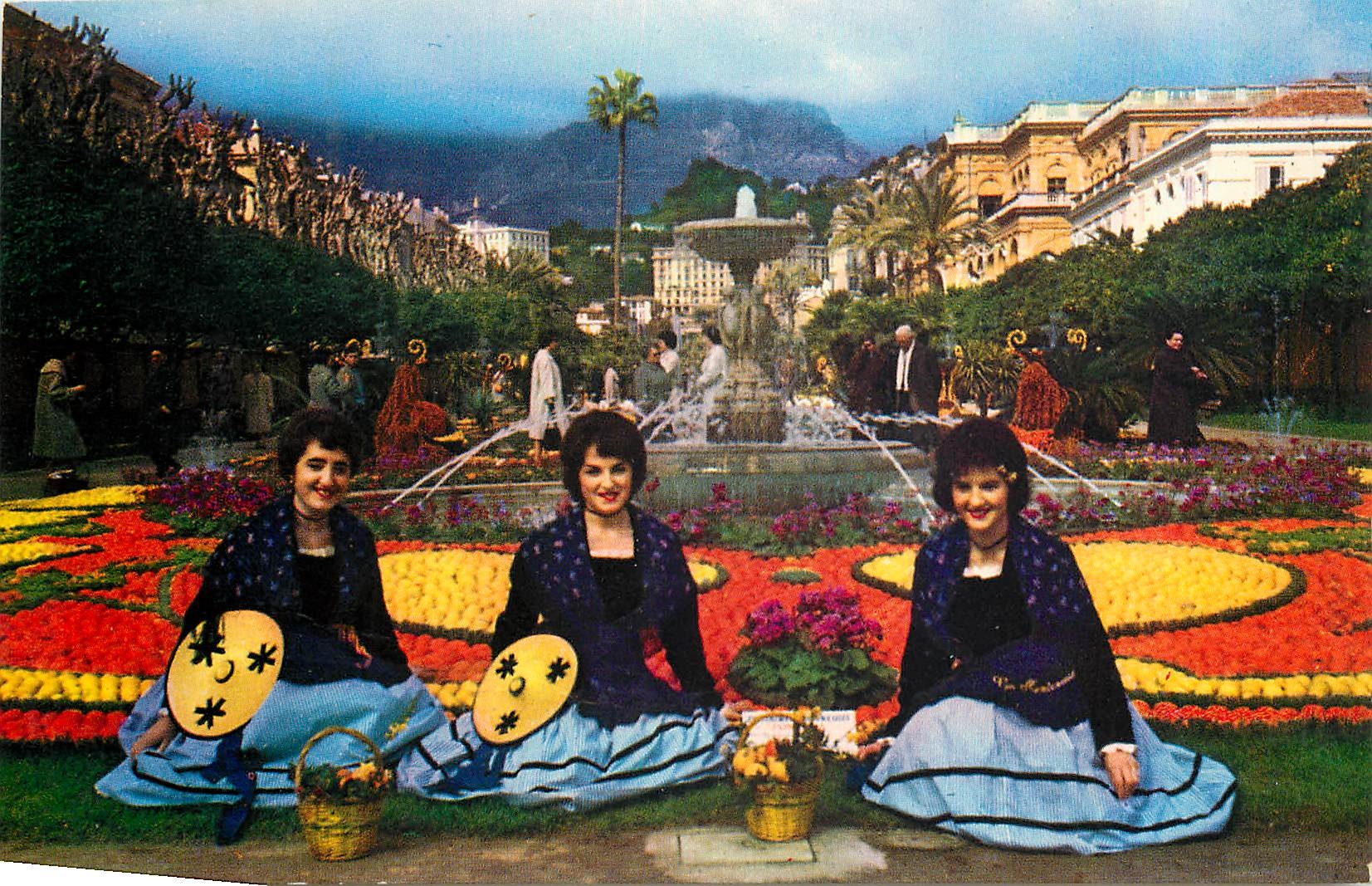 CPM Les Sites Merveilleux de la Cote d'Azur Menton Les Jardins pendant les fetes du CITRON