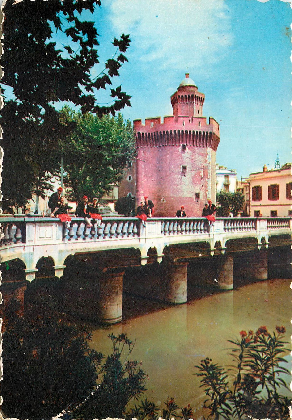 CPM Le Roussillon Perpignan Le Cadstellet (4 es) et le pont Magenta