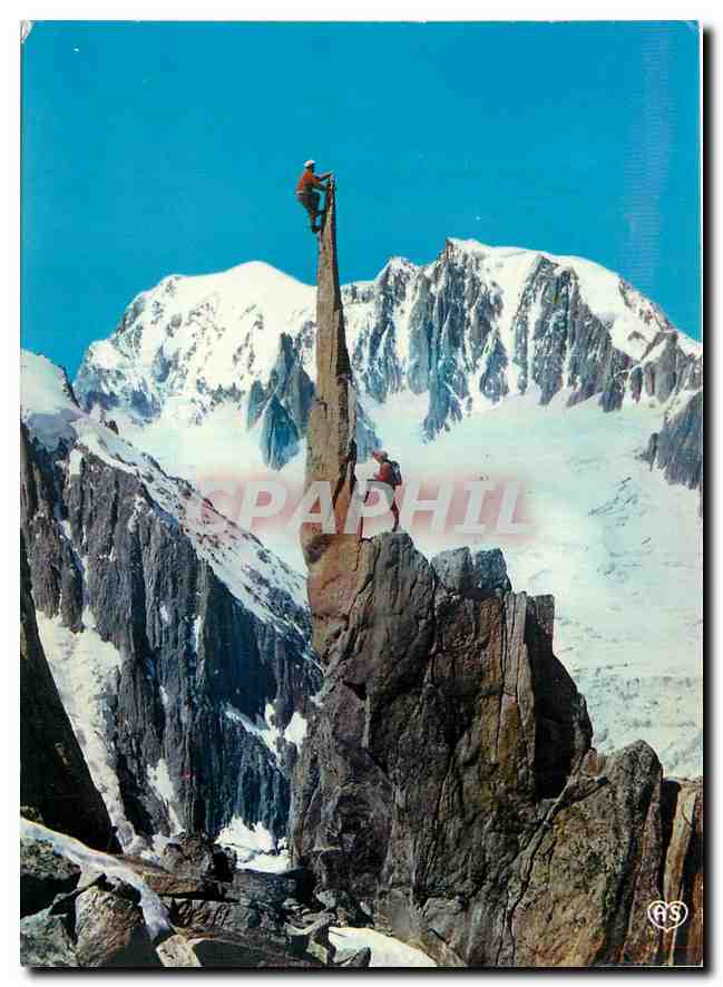 CPM Chamonix Mont Blanc Epee du Tacul et les Faces italiennes du Mont Blanc