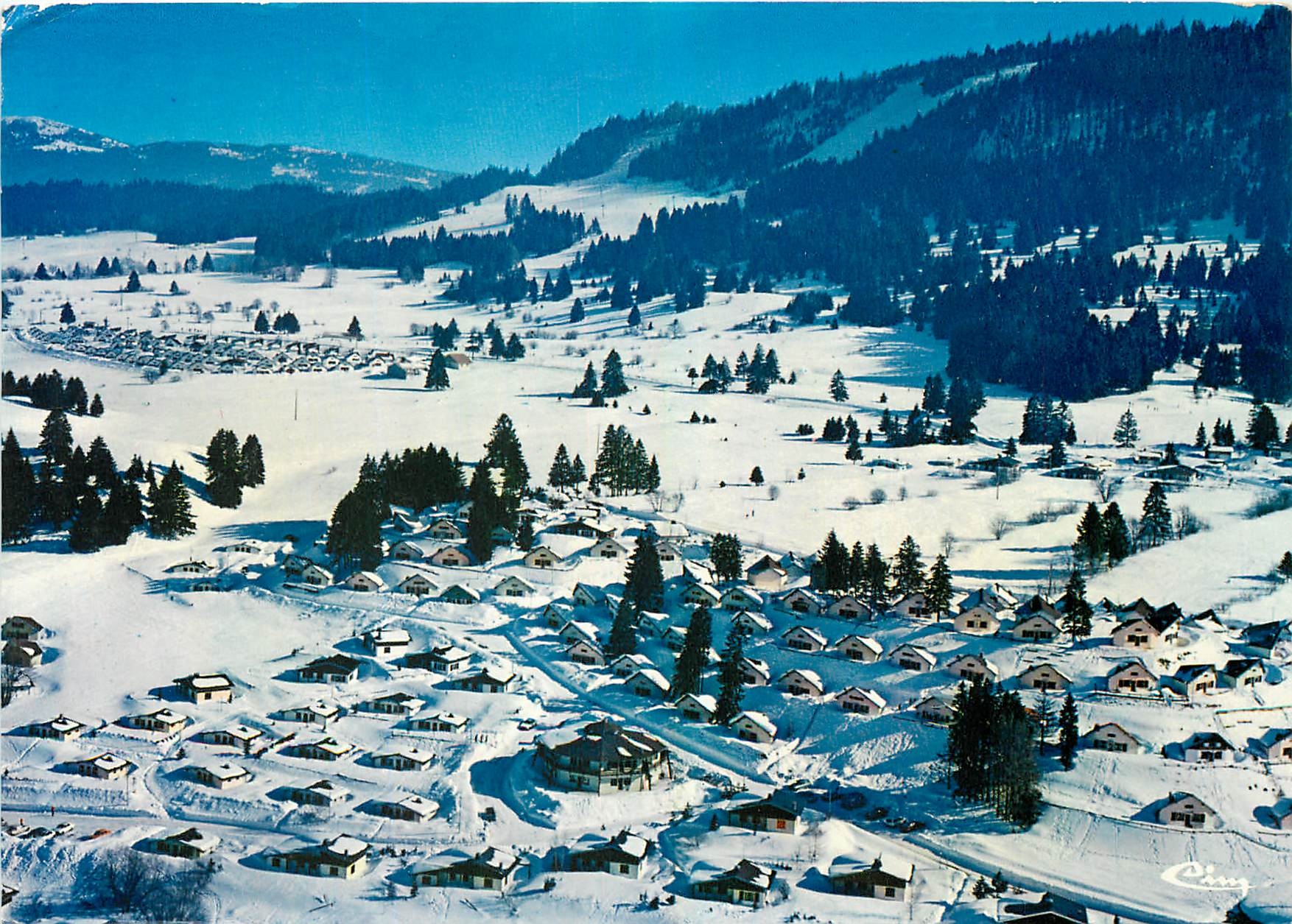 CPM Metabief Mont D'Or (Doubs) Alt 1000 m 1420 m vue aerienne