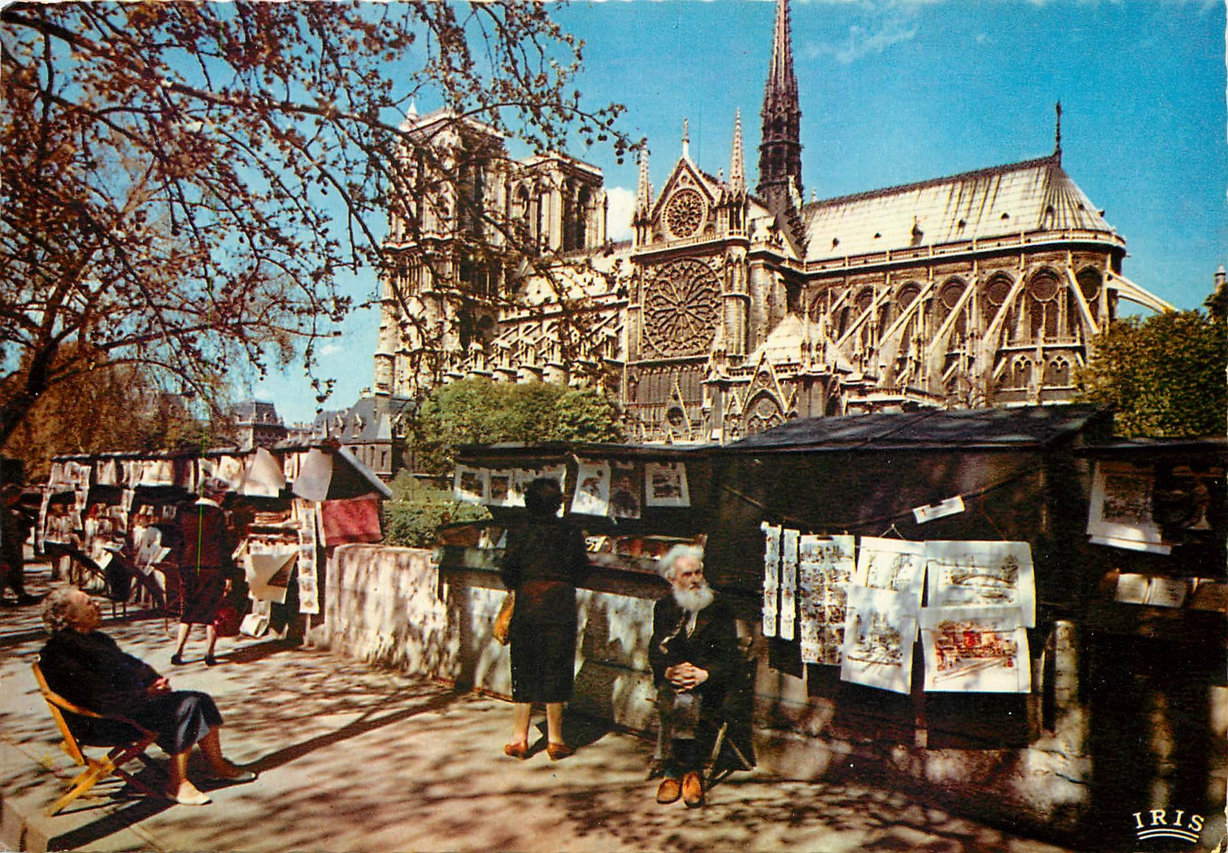 CPM Paris Notre Dame les Bouquinistes