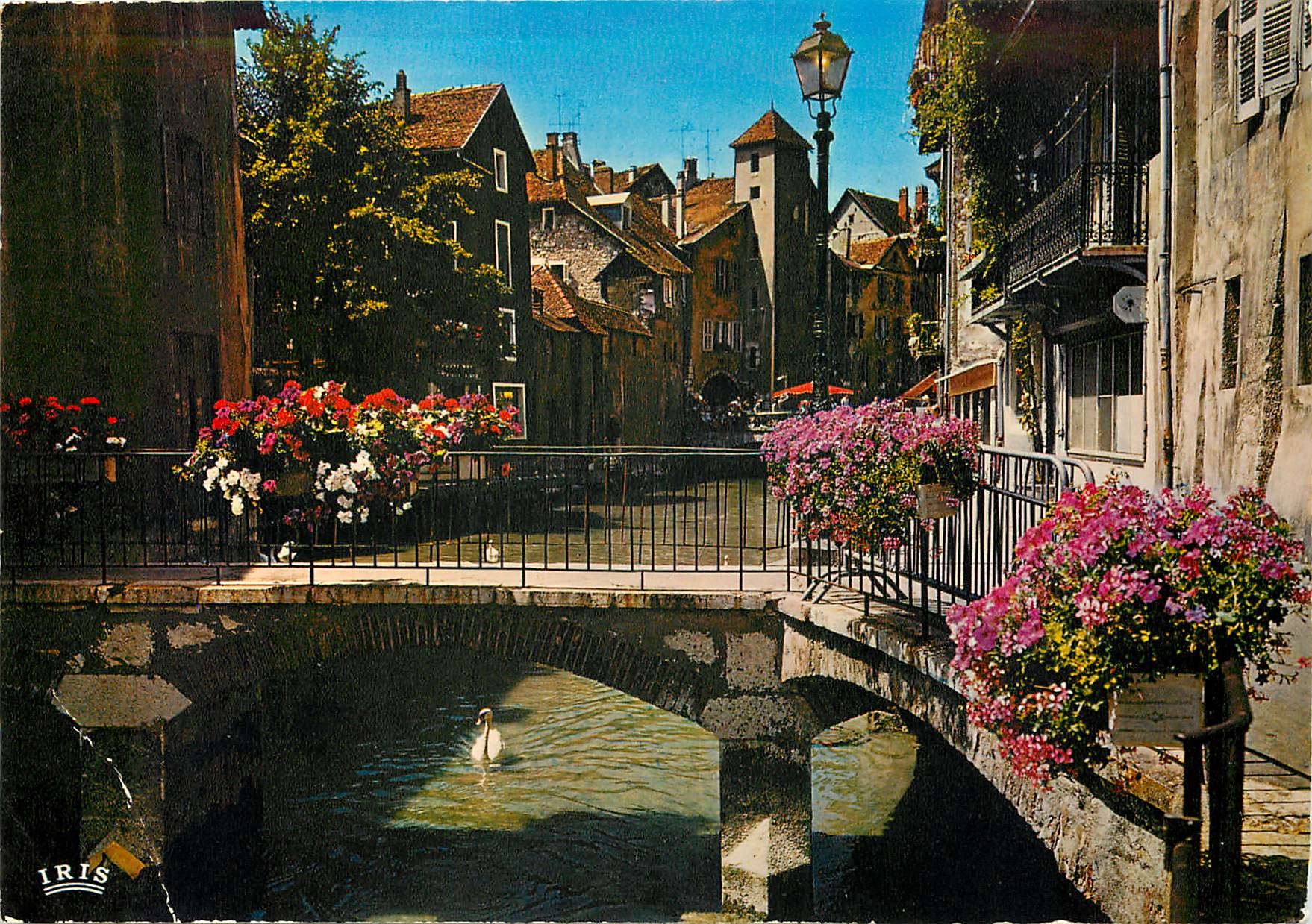 Annecy — 'La Venise Savoyarde', canal du Thiou et les quais — éditeur IRIS, n° 74/3664