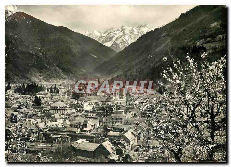 Luchon — Vue générale au printemps — Chegger