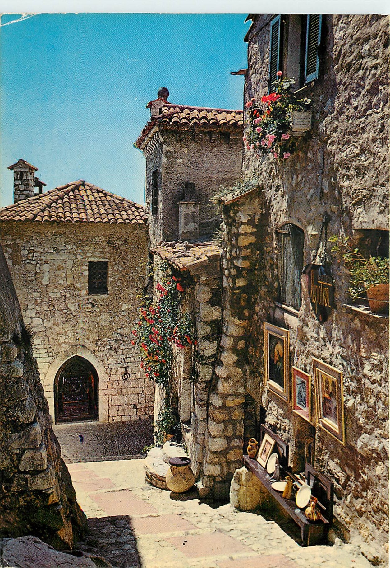 CPM Village de la cote d'Azur (Eze) vieille rue pittoresque