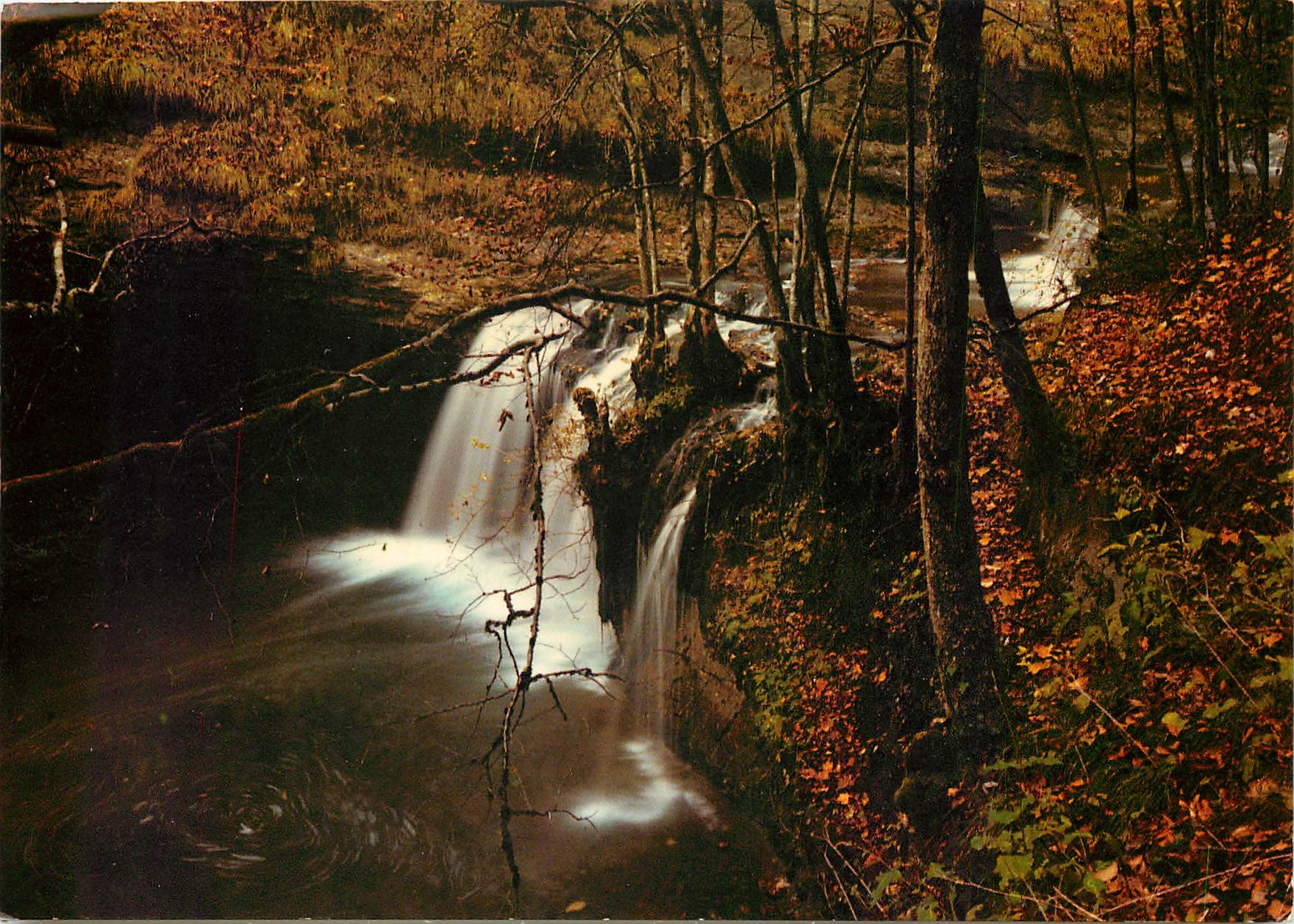CPM Paysages du Jura Les Cascades du Herisson Le Gours Bleu