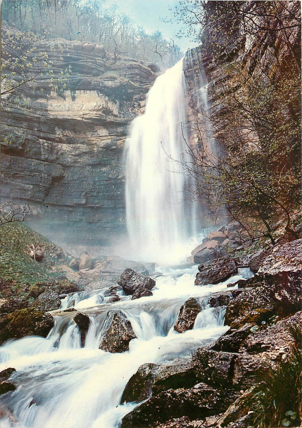 CPM Les Grands Paysages du Jura les Cascades du HSerisson le Grand Saut
