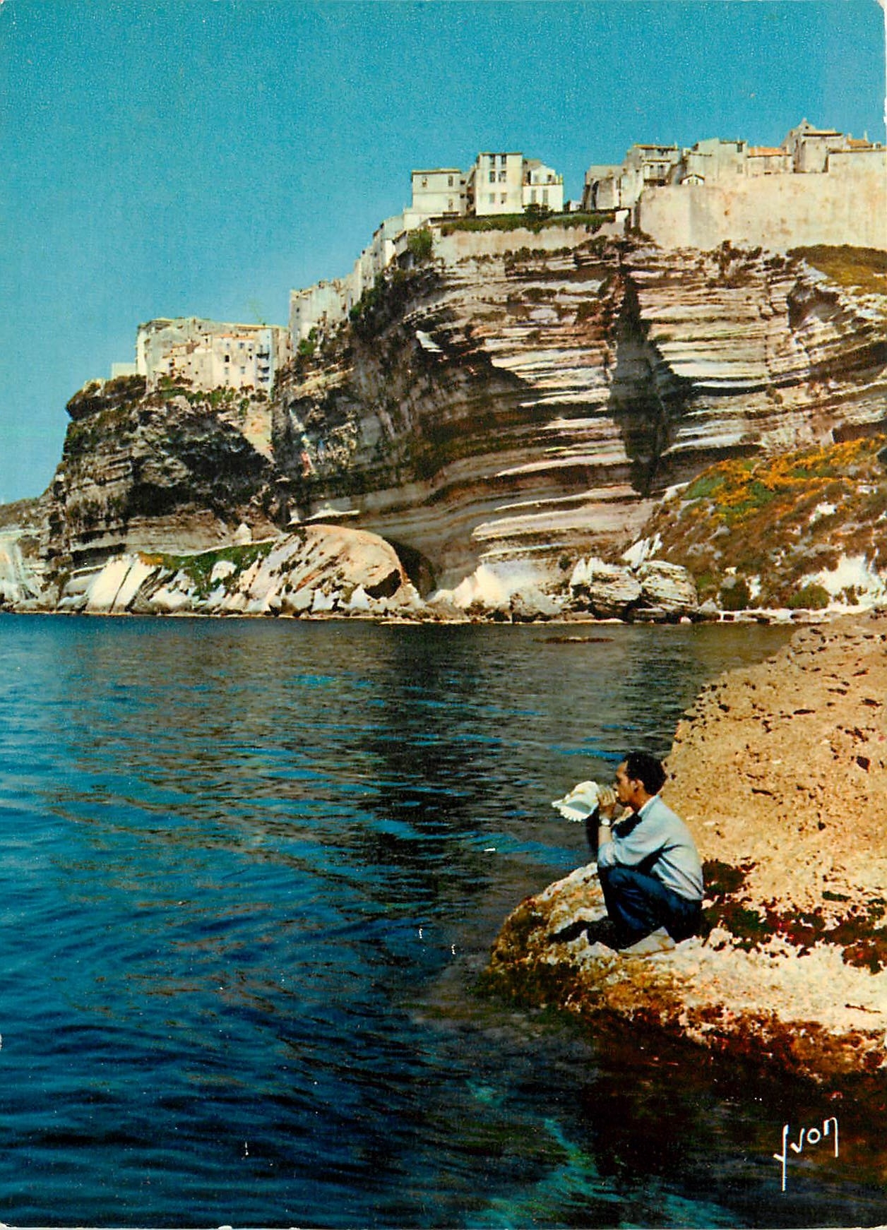 CPM Couleurs et Lumliere de France La Corse oasis de Beaute Bonifacoi Veilles Maison agglutinees en 
