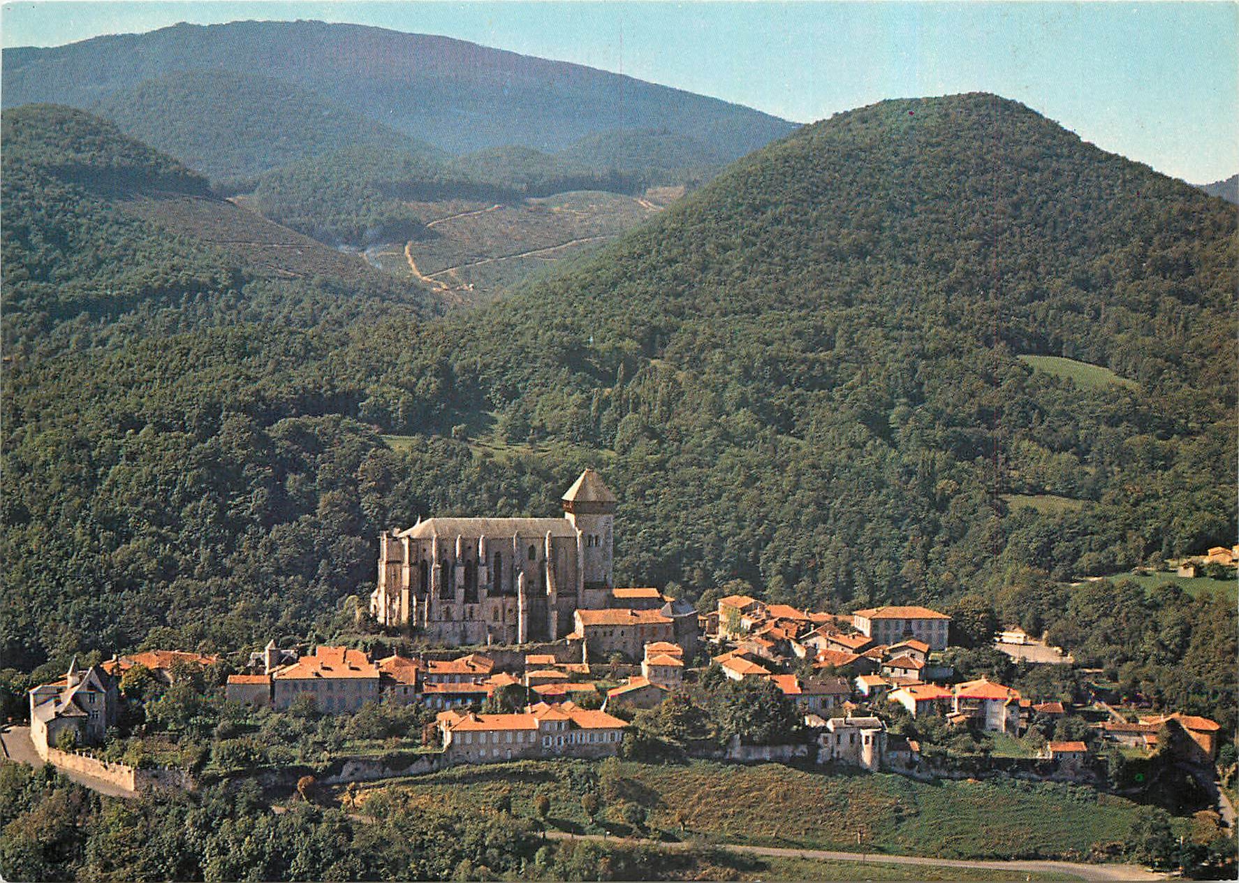 CPM Saint Bertrand de Comminges 72 ans av JC Vue aerienne