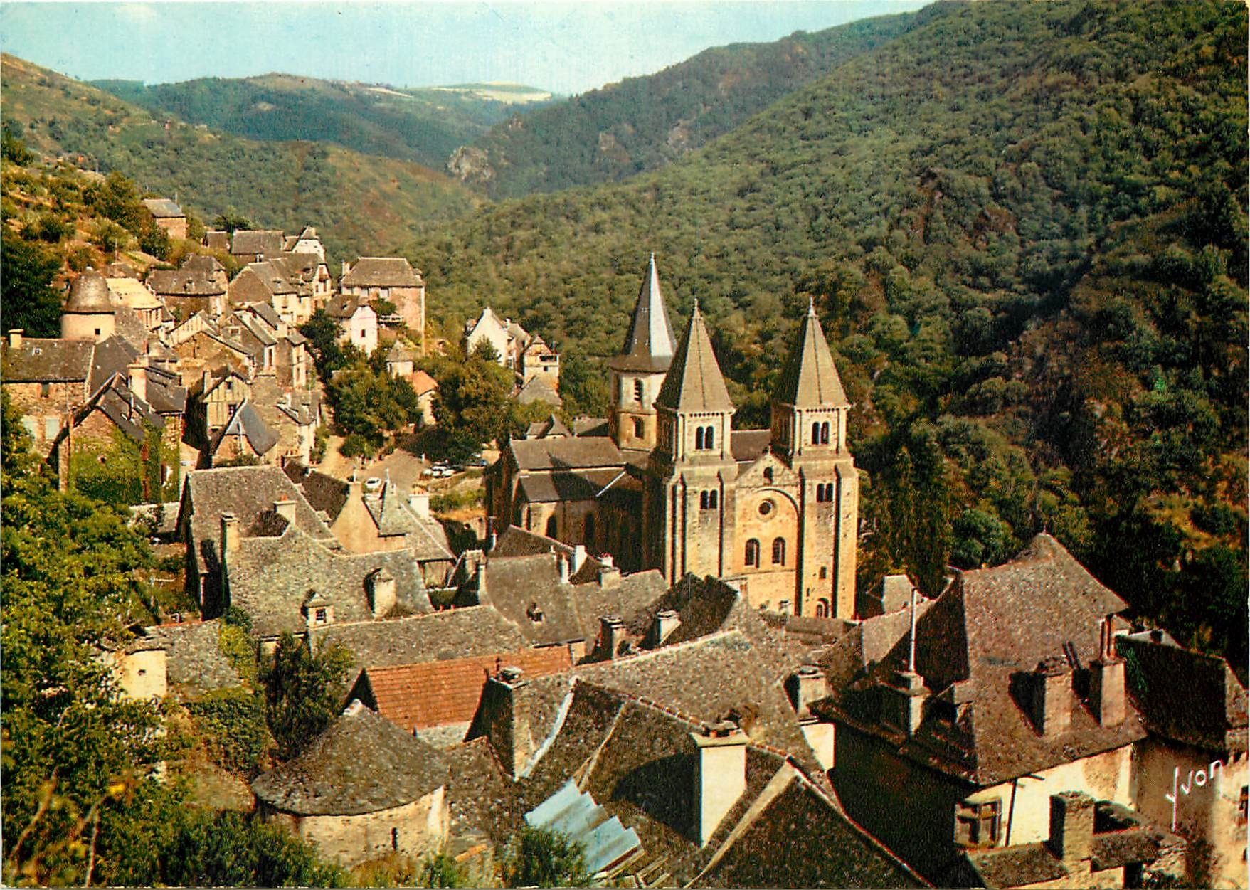 CPM Couleurs et lumiere de France Conques en Rouenrgue (Aveyron) vue d'ensemble