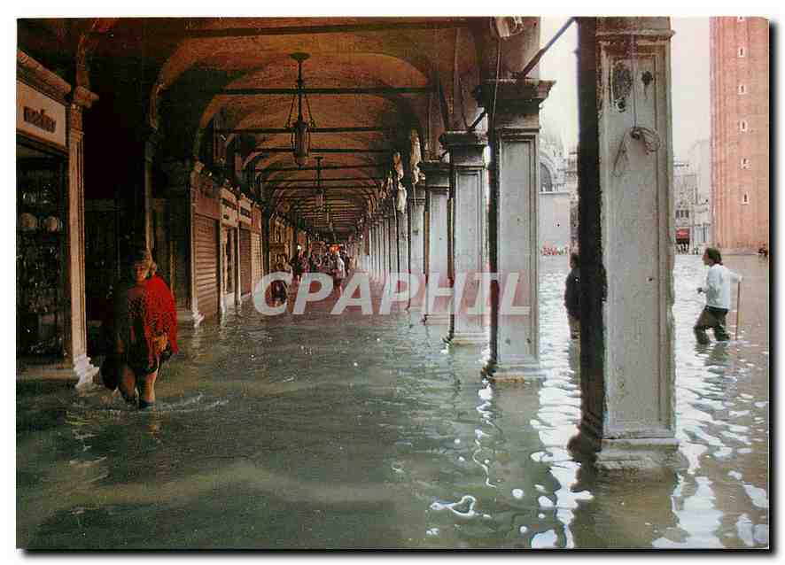 CPM Venise Procuratie Vecchie eau haute