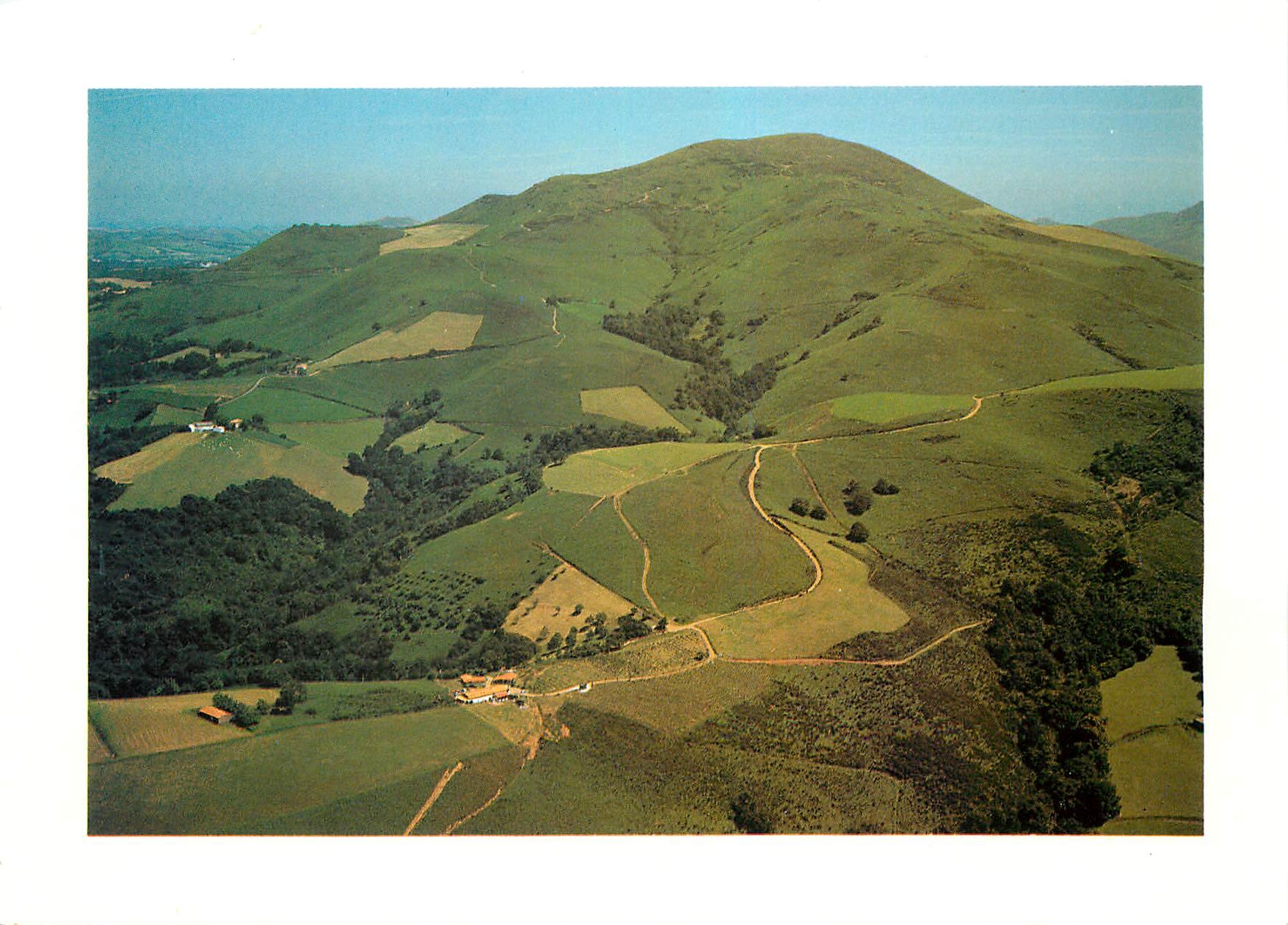 CPM La ferme Xixtarteko Borda Le mont Ursuya Cambo Pays Basque 