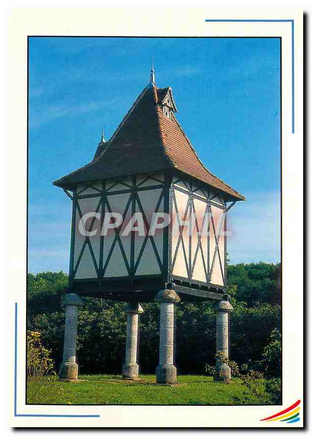 CPM Images de France Pigeonnier 