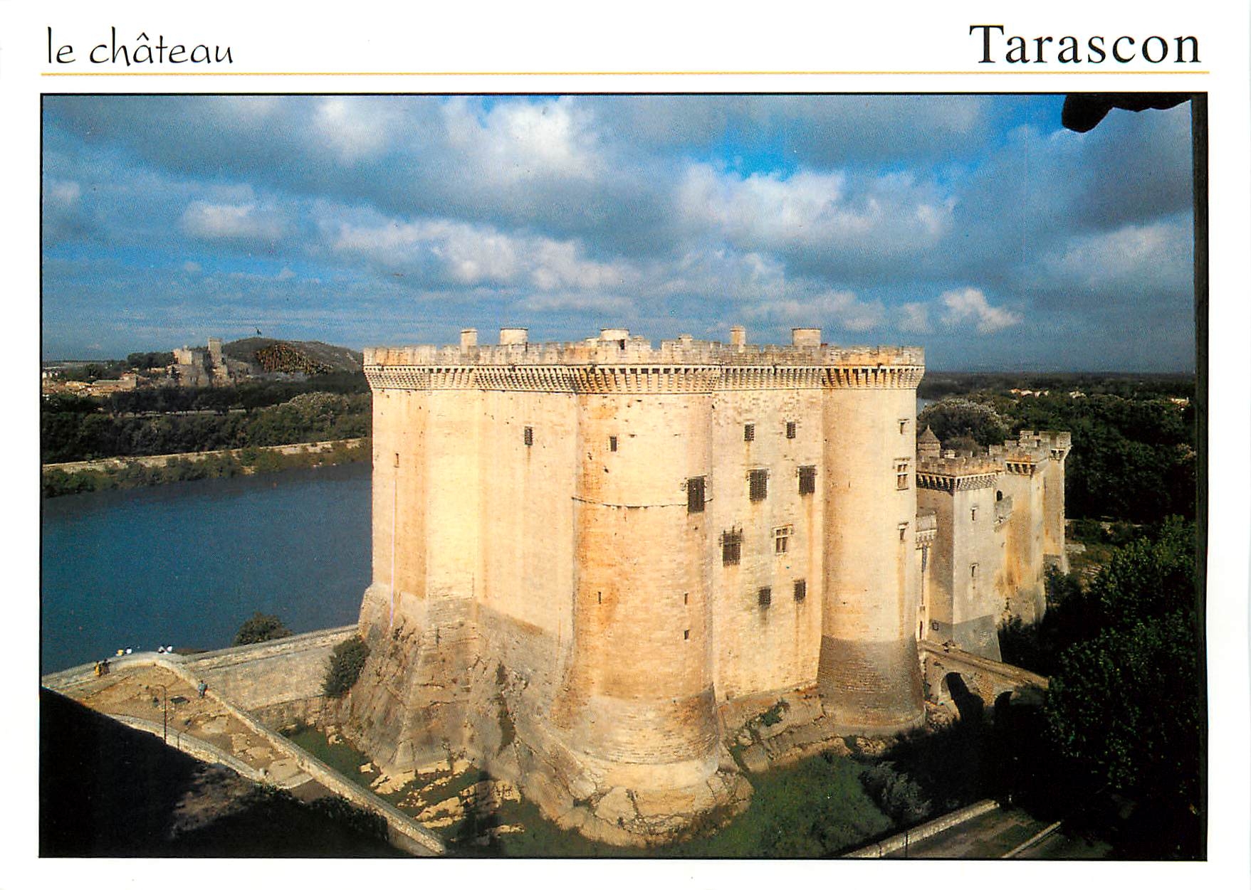 CPM Sites de Provence Tarascon Le Chateau 