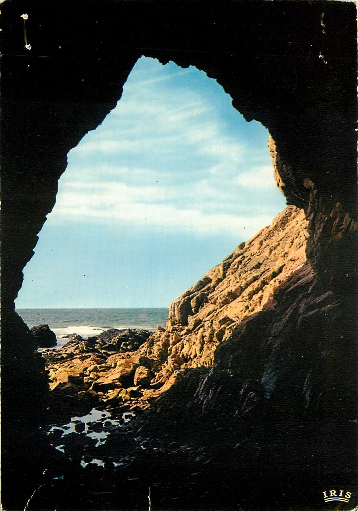 CPM Grotte des Korrigans entre Le Pouliguen et Batz 