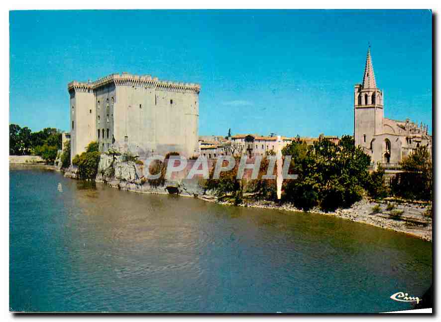 CPM Tarascon en Provence B du Rh Termine au XV 