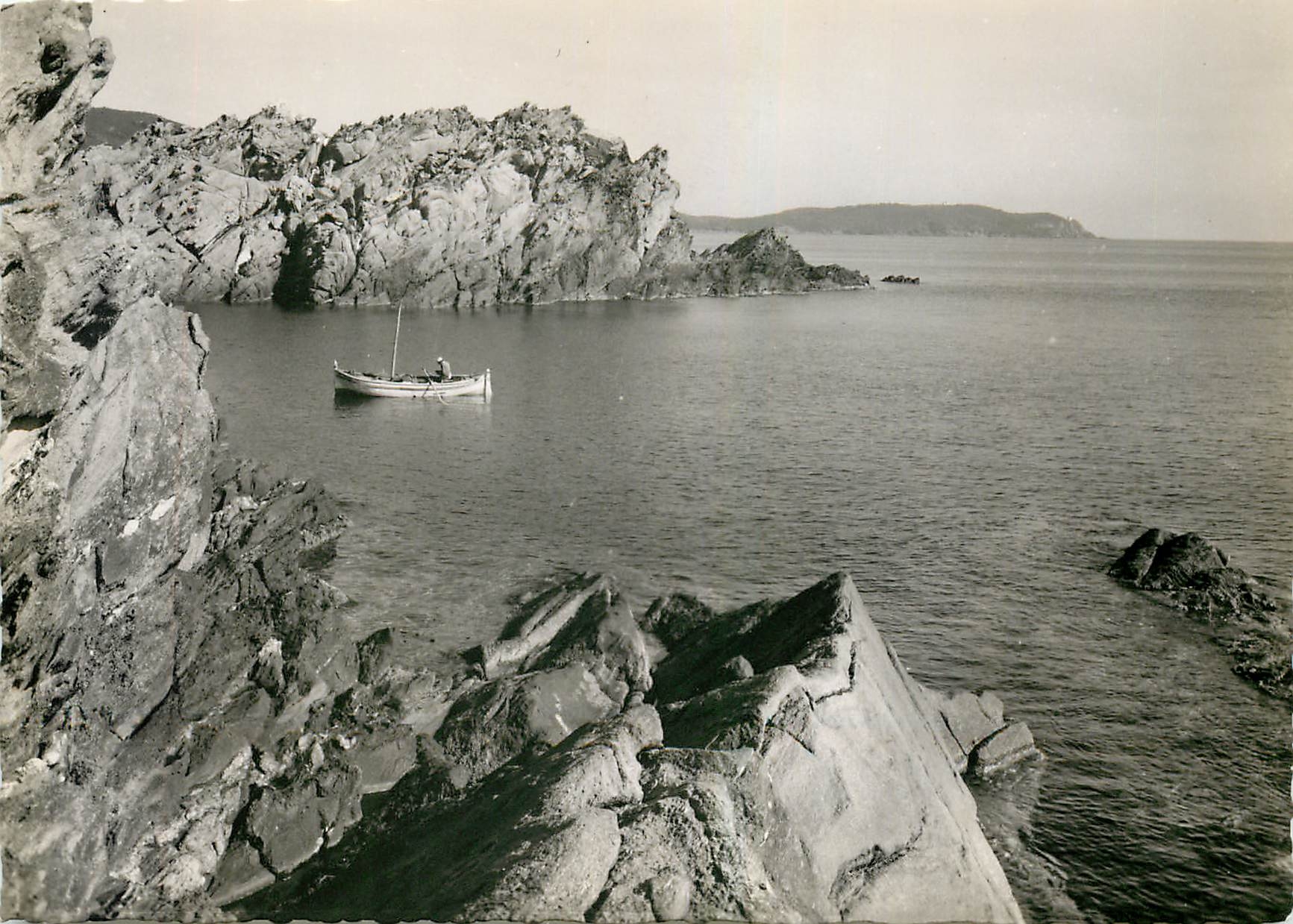 Ile du Levant — Calanque de l'Espère — Société Éditions de France, Marseille