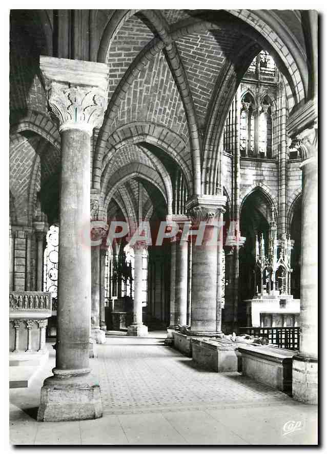 CPM Basilique de Saint Denys Le Deambulatoire 
