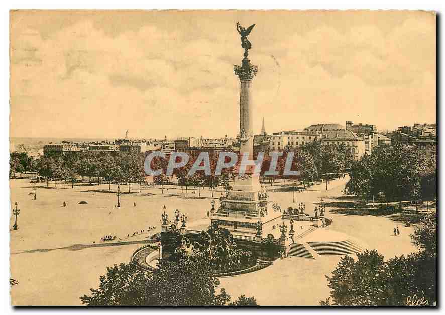 CPM En Visitant Bordeaux Monument des Girondins Place des Quinconces 