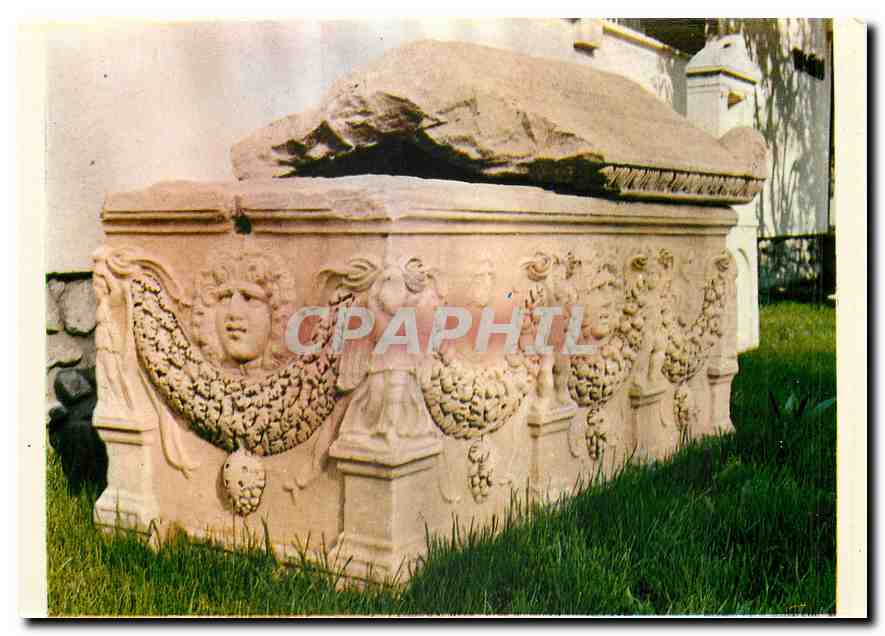CPM Sarcophage Romain avec tetes de meduses et of Eros 
