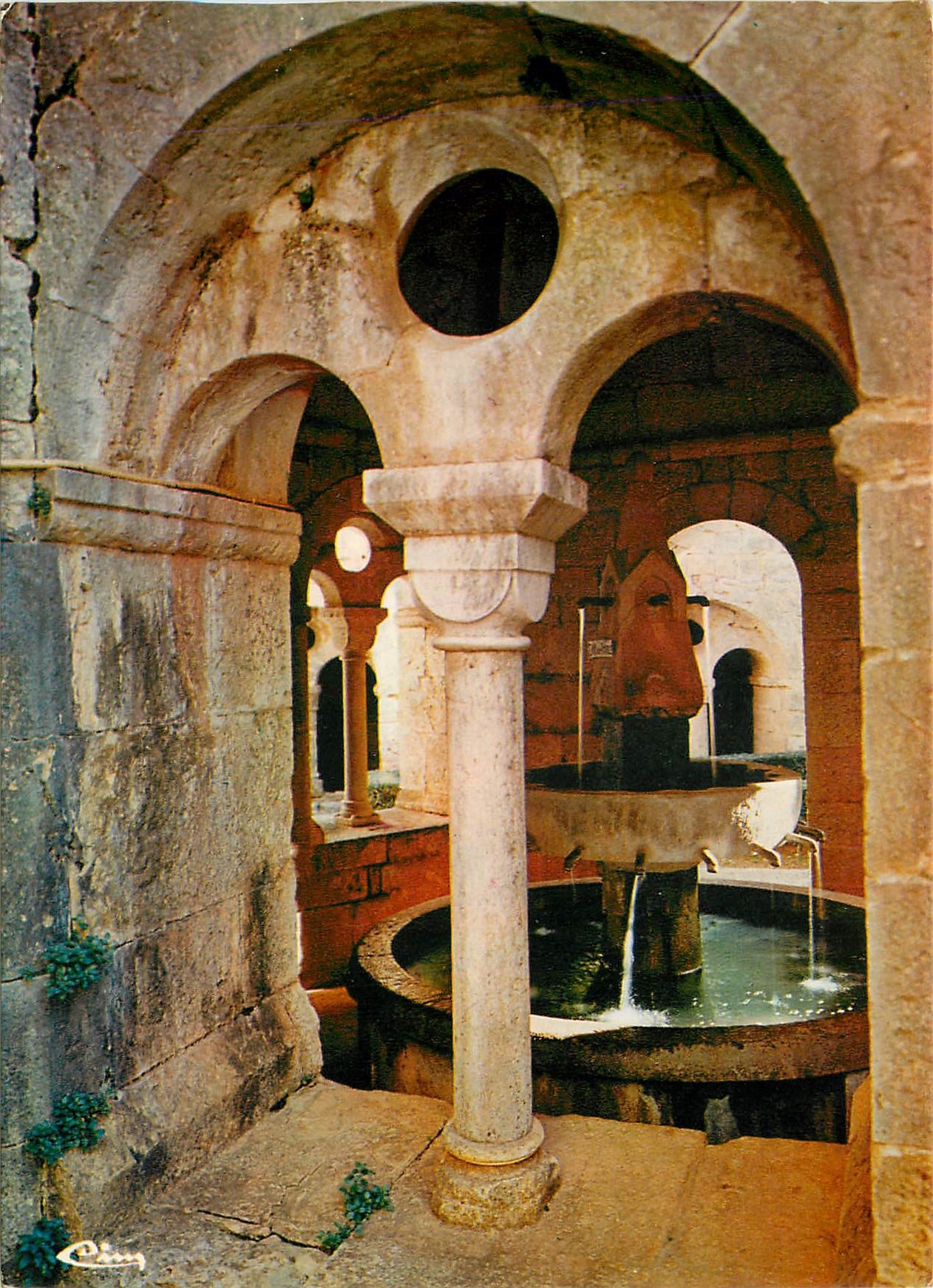 CPM Le Thoronet Var Abbaye Cistercienne 