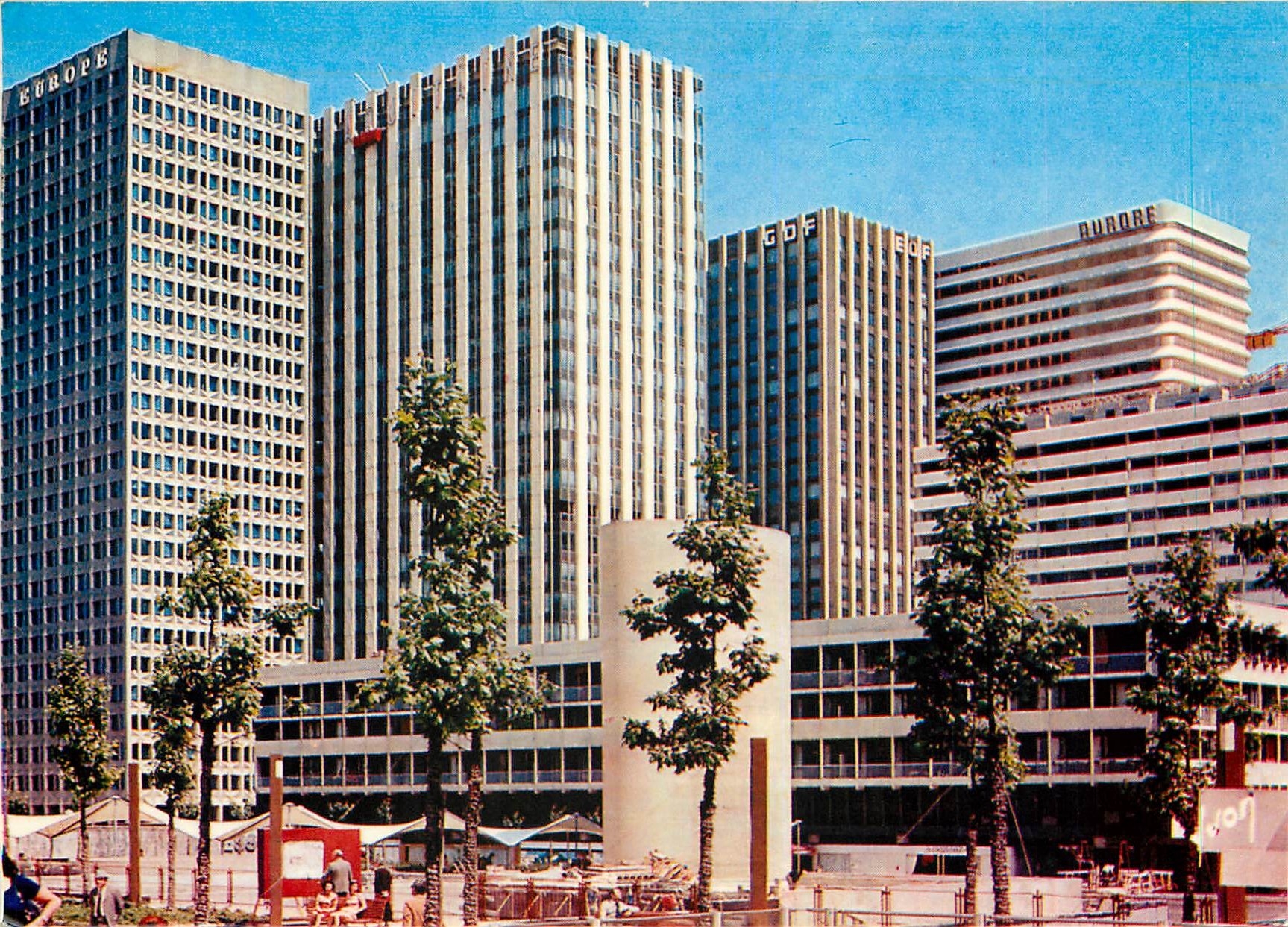 CPM Quartier de la Defense Hauts de Seine Tours Europe Aquitaine  EDF GDF Aurore