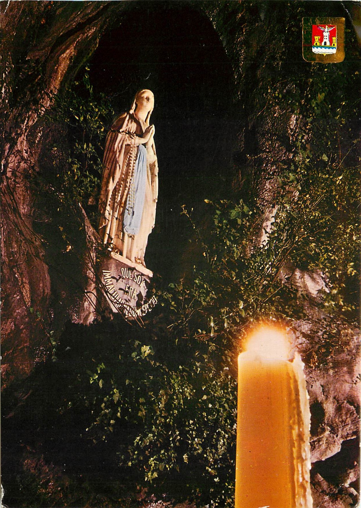 CPM Lourdes La Vierge de la Grotte Miraculeuse 
