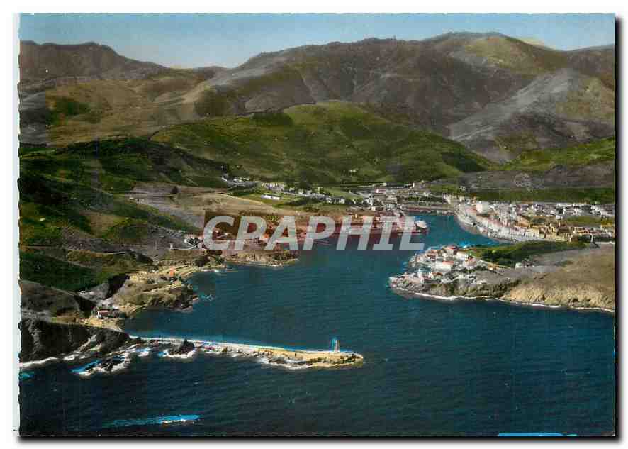 CPM Port Vendres PO Vue aerienne sur le port 