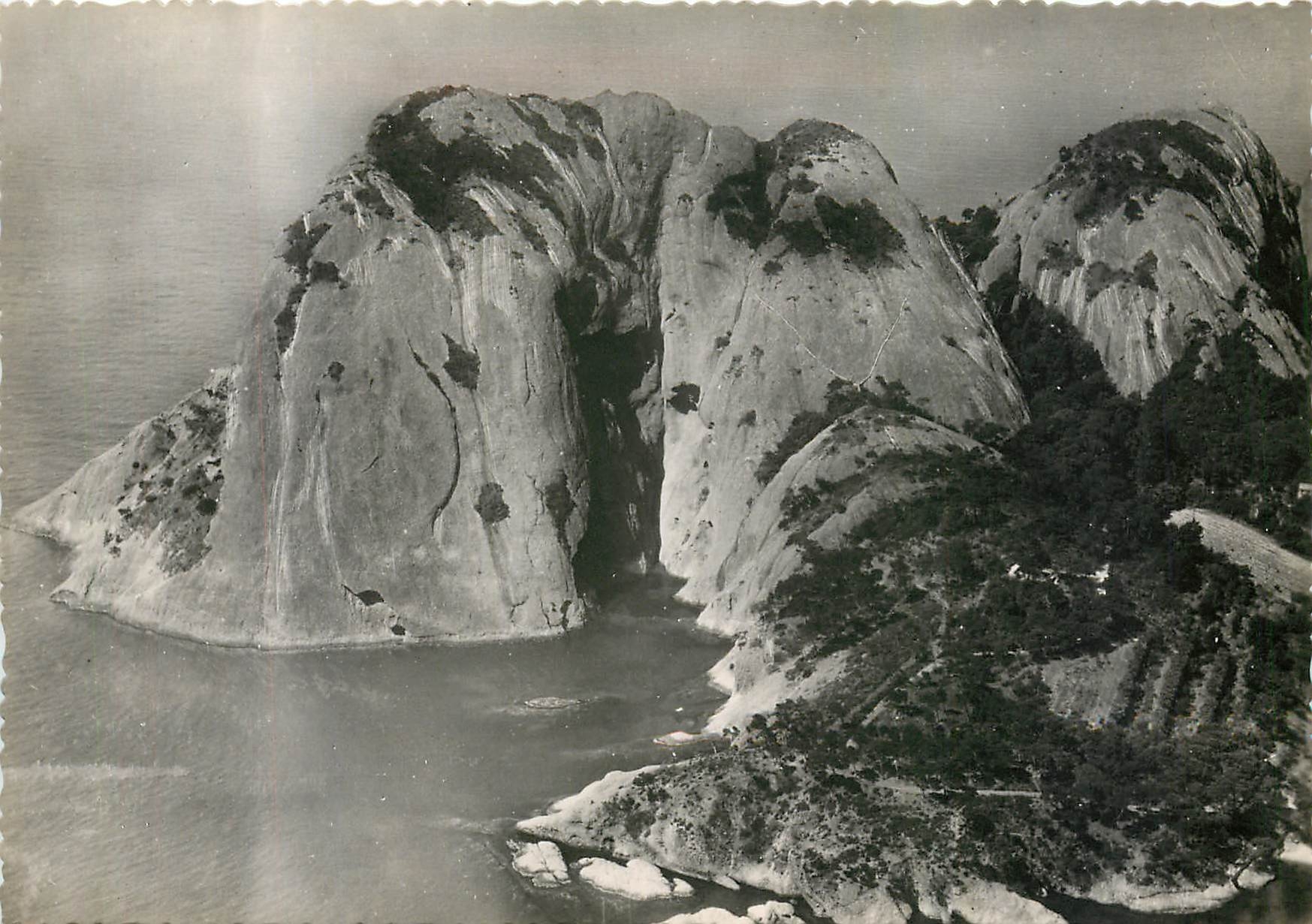 CPM La Ciotat B du Rh La Pointe du Bec de l'Aigle 
