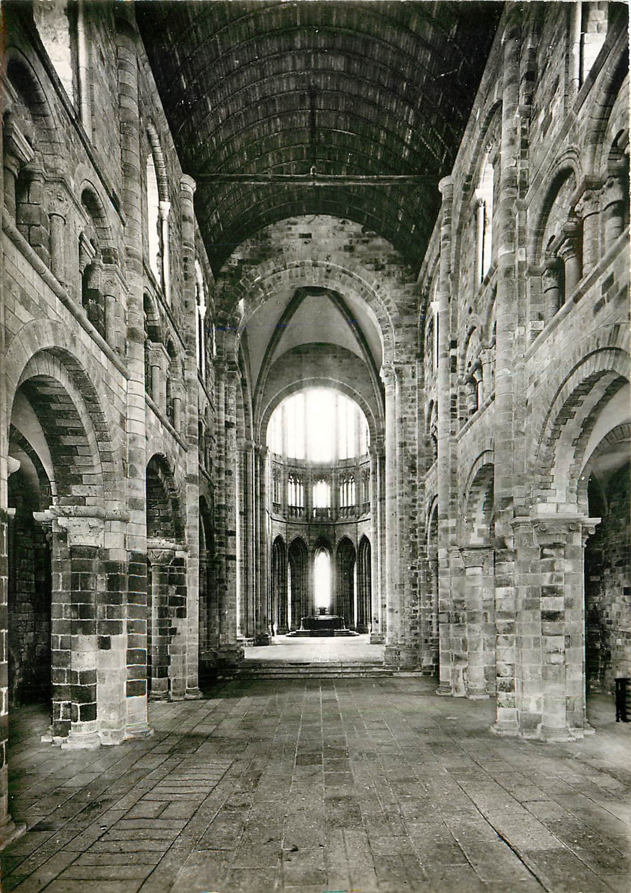 CPM Abbaye du Mont St Michel Manche 