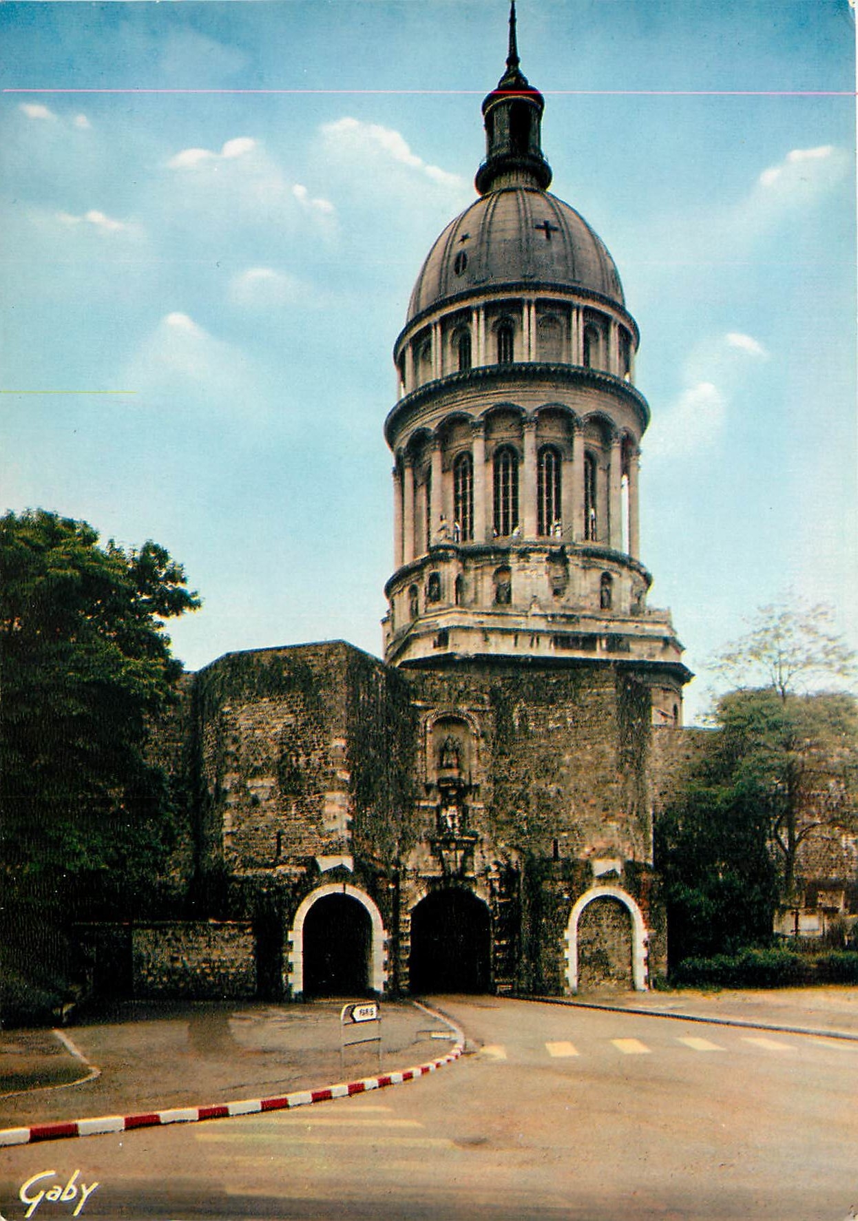 CPM Boulogne Pas de Calais La Cathedrale 