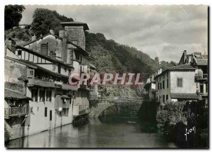 Saint-Jean-Pied-de-Port — Vieilles maisons sur la Nive — Editions d'Art, Paris