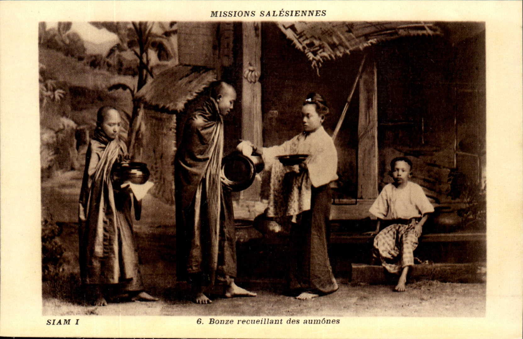 Siam-CPA- Bonze recueillant des aumones -Mission salesiennes