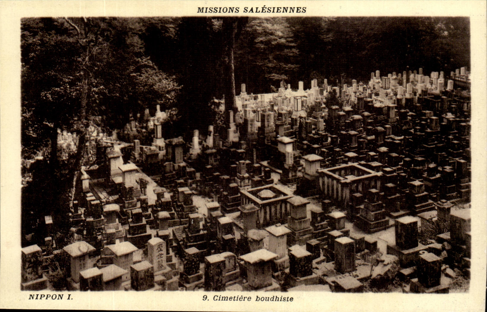 Cimetière bouddhiste — Nippon I — Missions Salésiennes