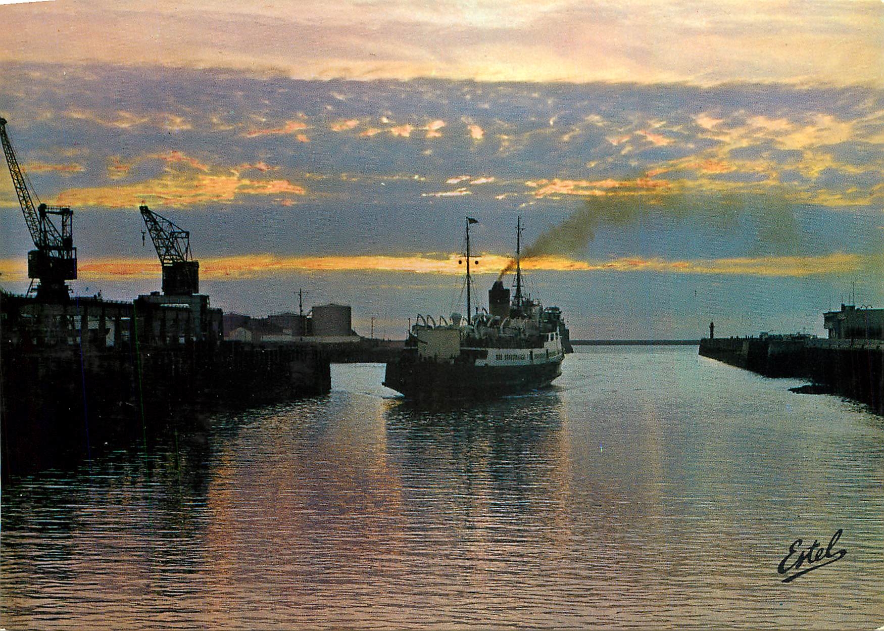CPM Boulogne sur Mer Bateau