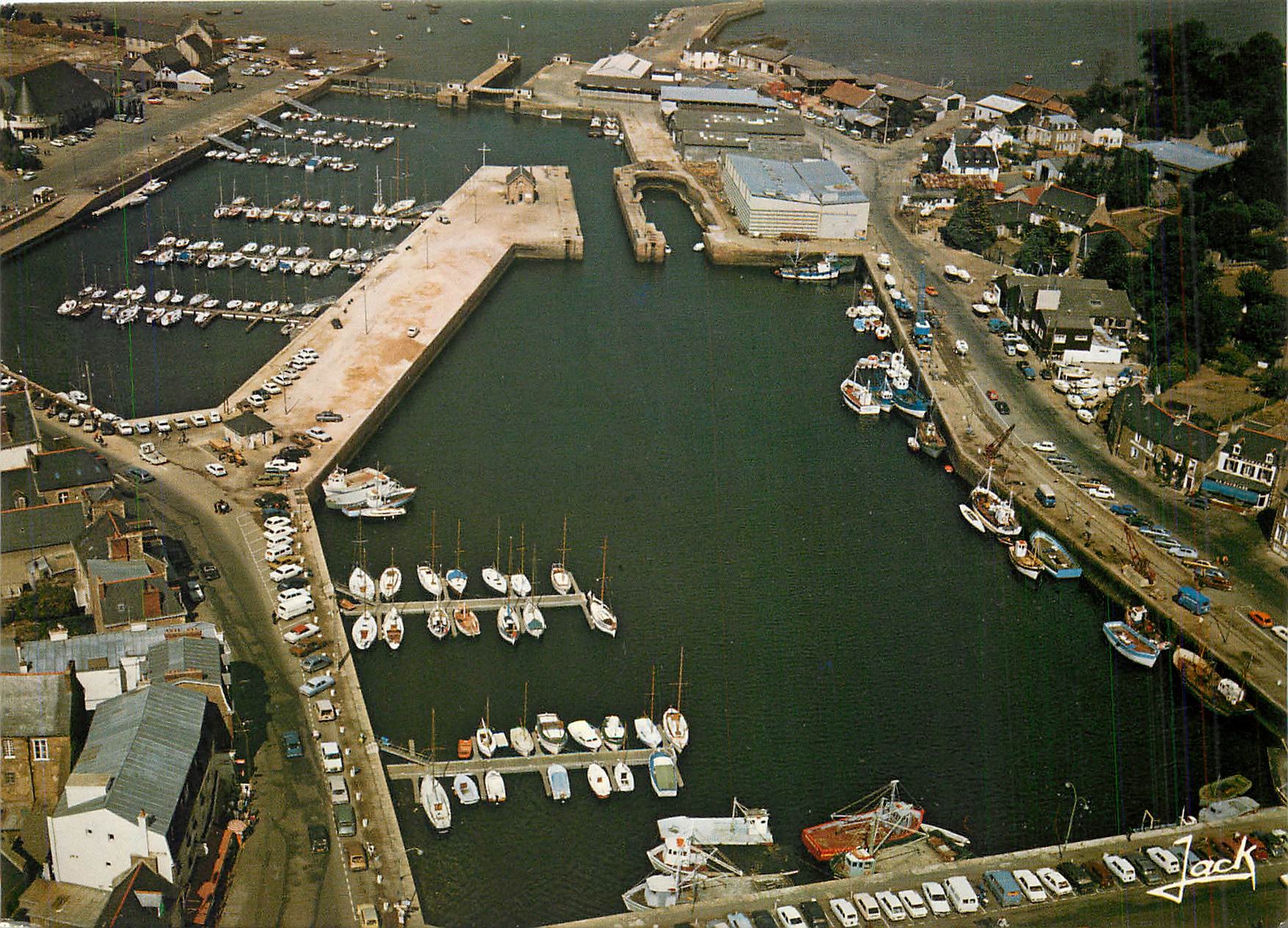 CPM Paimpol Vue generale des bassins a flot 